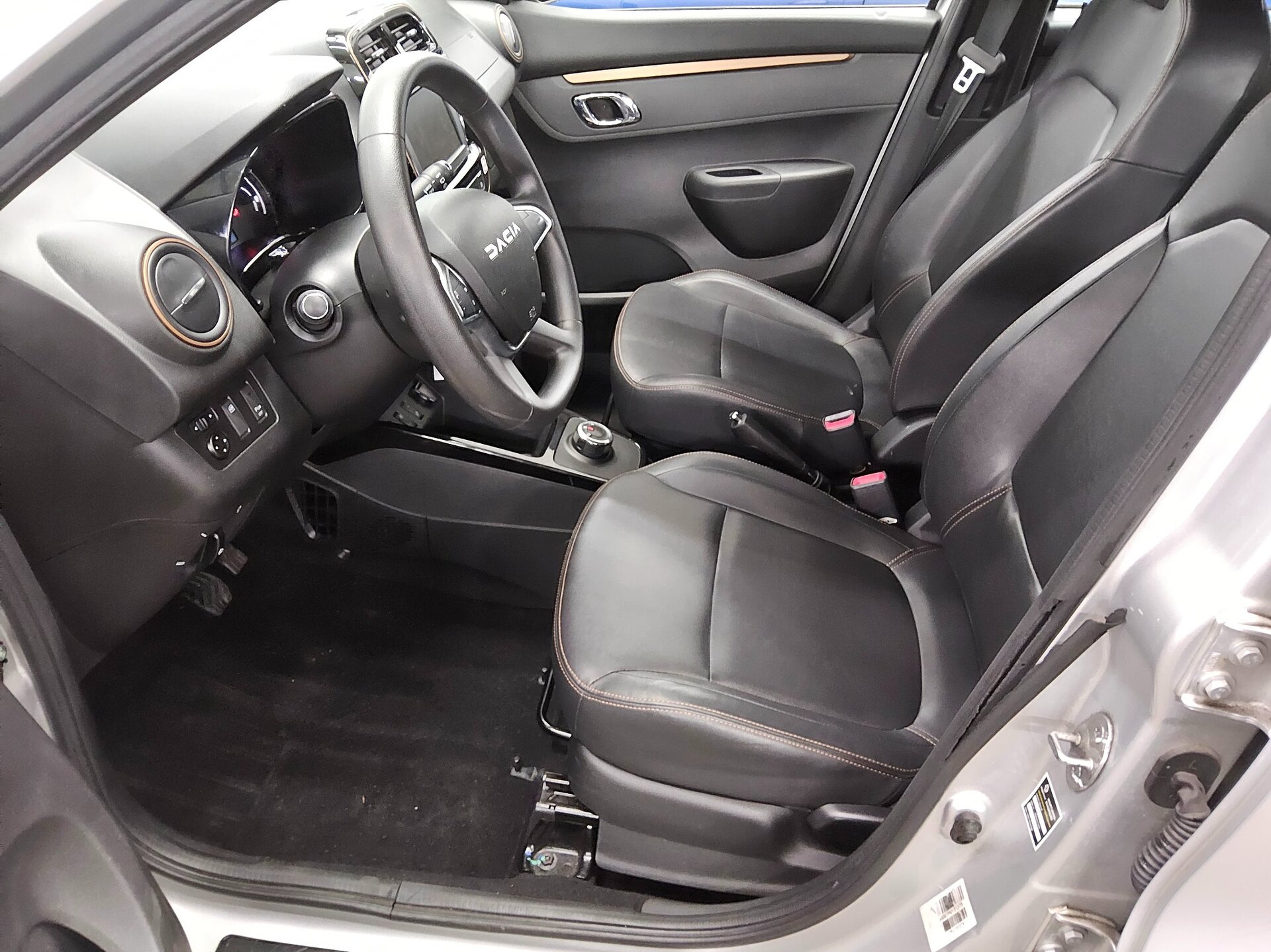 Dacia Spring T-Leder NAVI KLIMA KAMERA 9