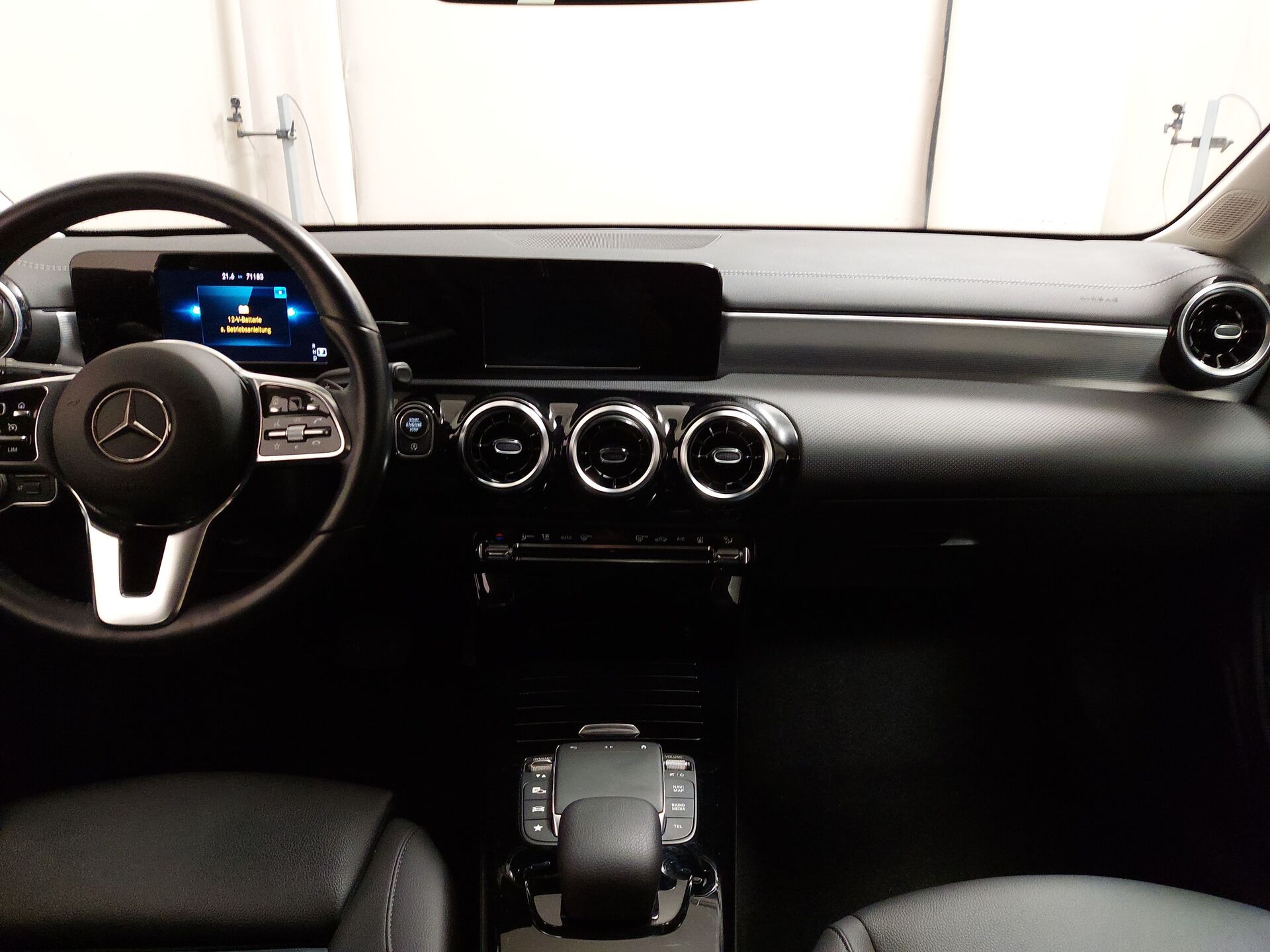 Mercedes-Benz 220 d Progressive Navi MB-LED MBUX StandHzg 16