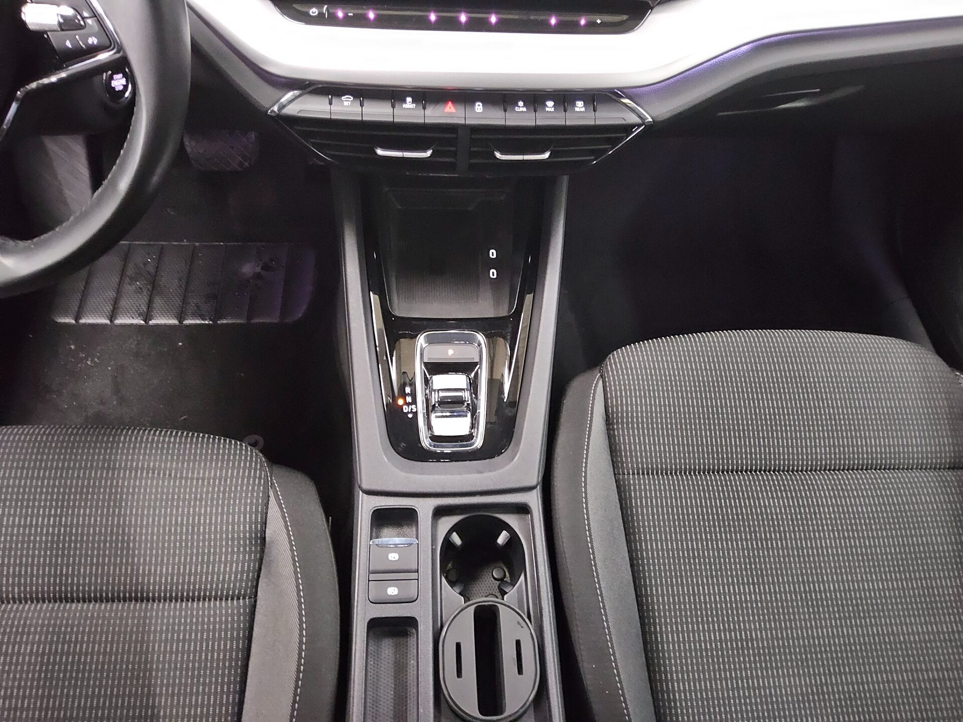 Skoda Octavia Kombi 1.0 TSI Ambition Navi LED vc RfK 6