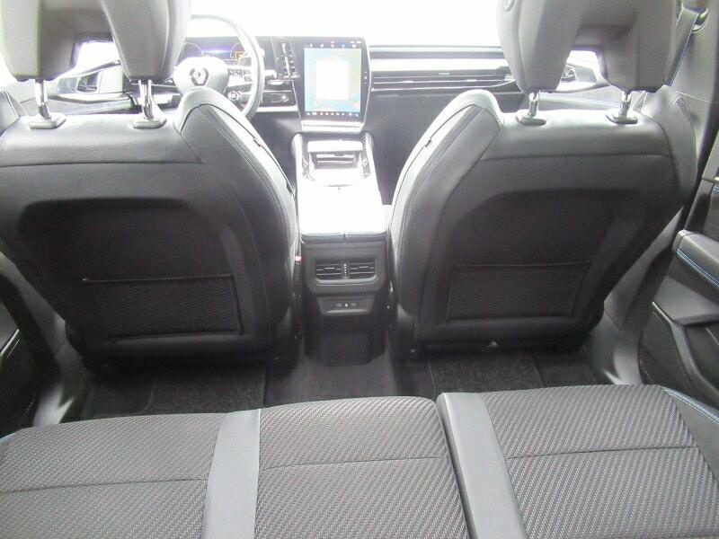 Renault Espace 1.2 TCe 7-Sitz NAVI Matrix-LED PANO HUD 7