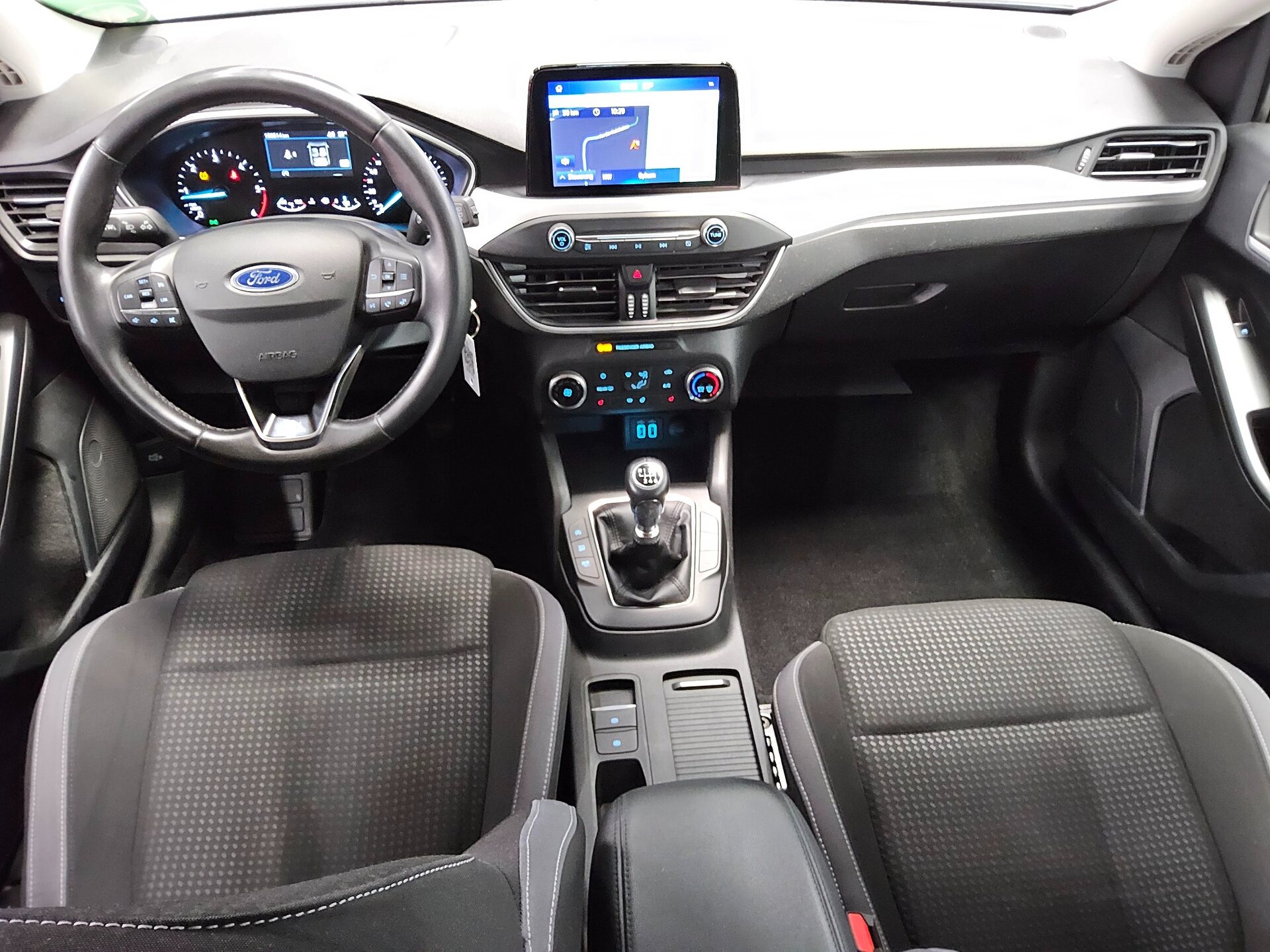 Ford Focus Turnier 1.5 EB Cool&Connect Navi LED RfK 5
