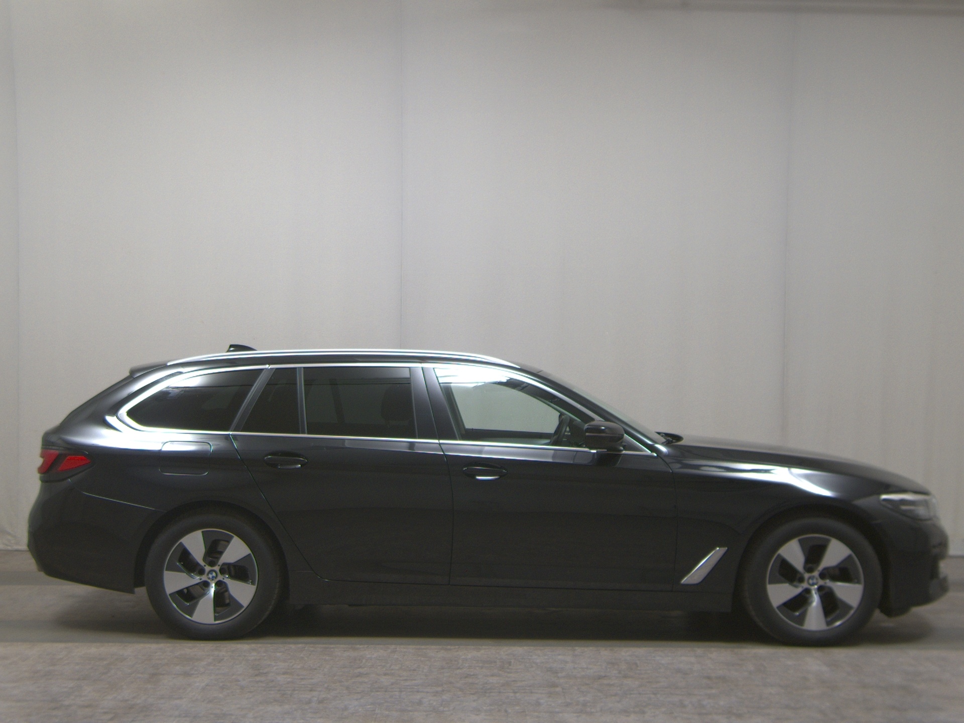 BMW 520d Touring LEDER NAVI LED LC PRO ACC AHK