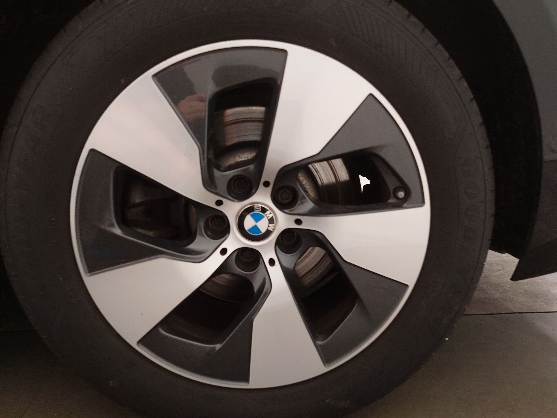 BMW 520d Touring LEDER NAVI LED LC PRO ACC AHK 10