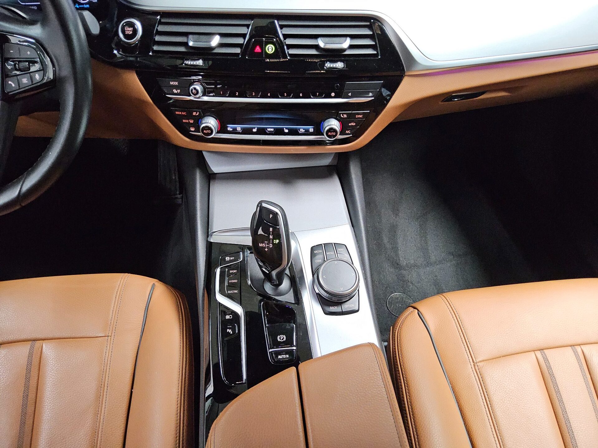 BMW 530e Leder Navi LED+ LC prof. ACC Kamera 6
