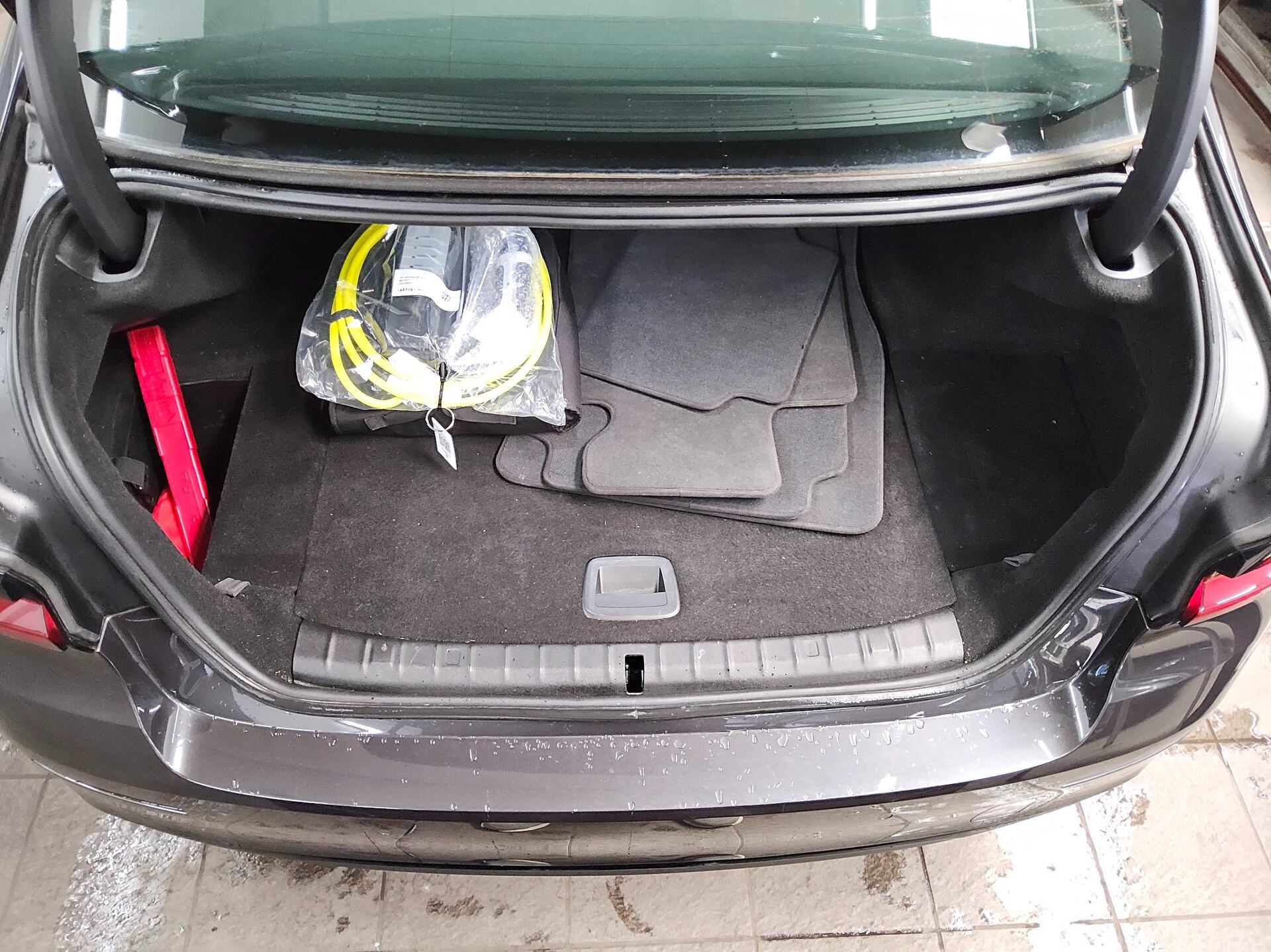 BMW 530e Leder Navi LED+ LC prof. ACC Kamera 12