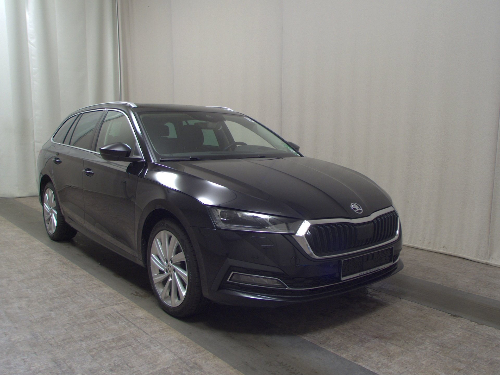 Skoda Octavia Kombi 1.4 TSI iV Style Navi LED Virtual Pano RFK 3