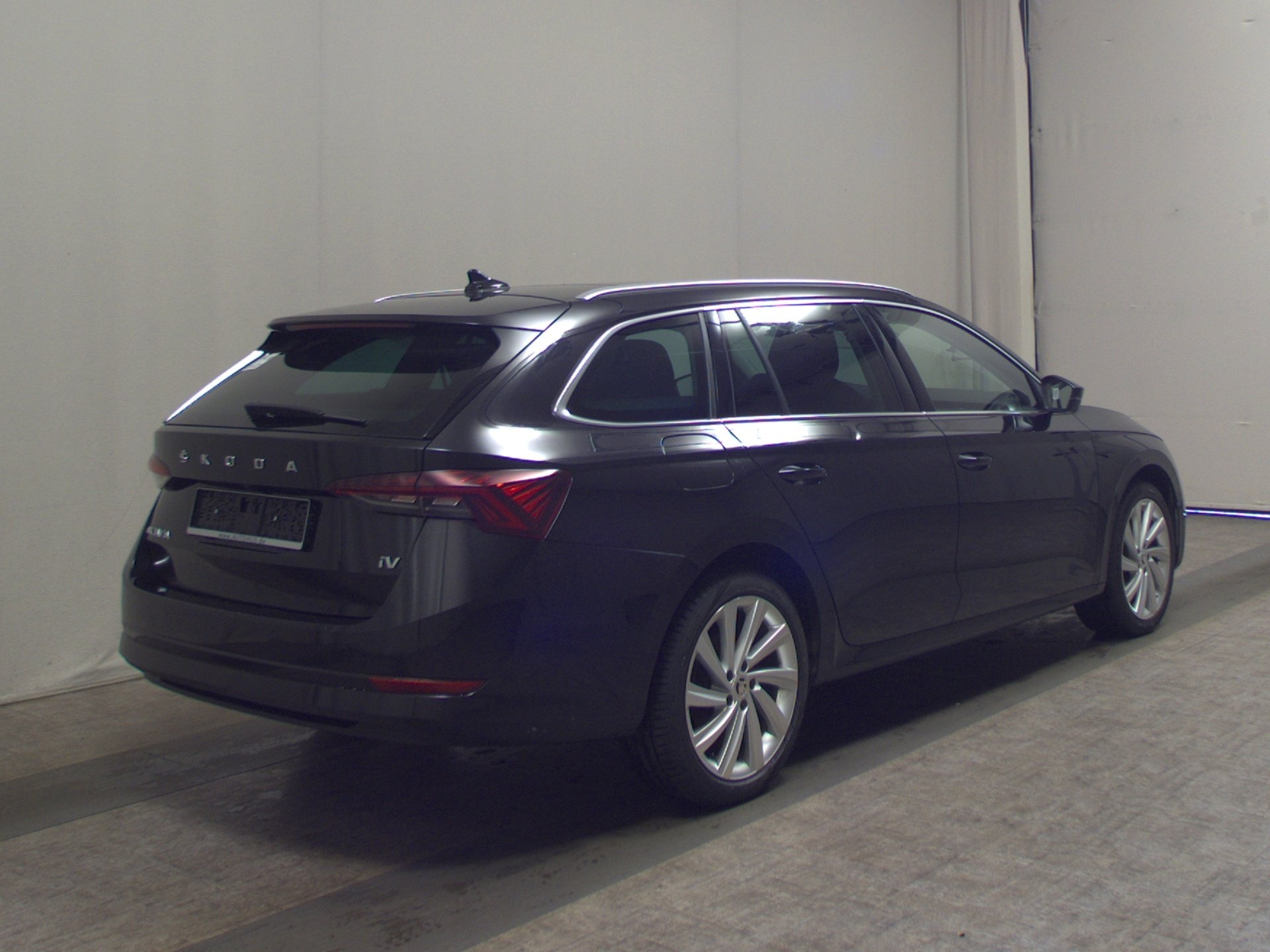 Skoda Octavia Kombi 1.4 TSI iV Style Navi LED Virtual Pano RFK 4
