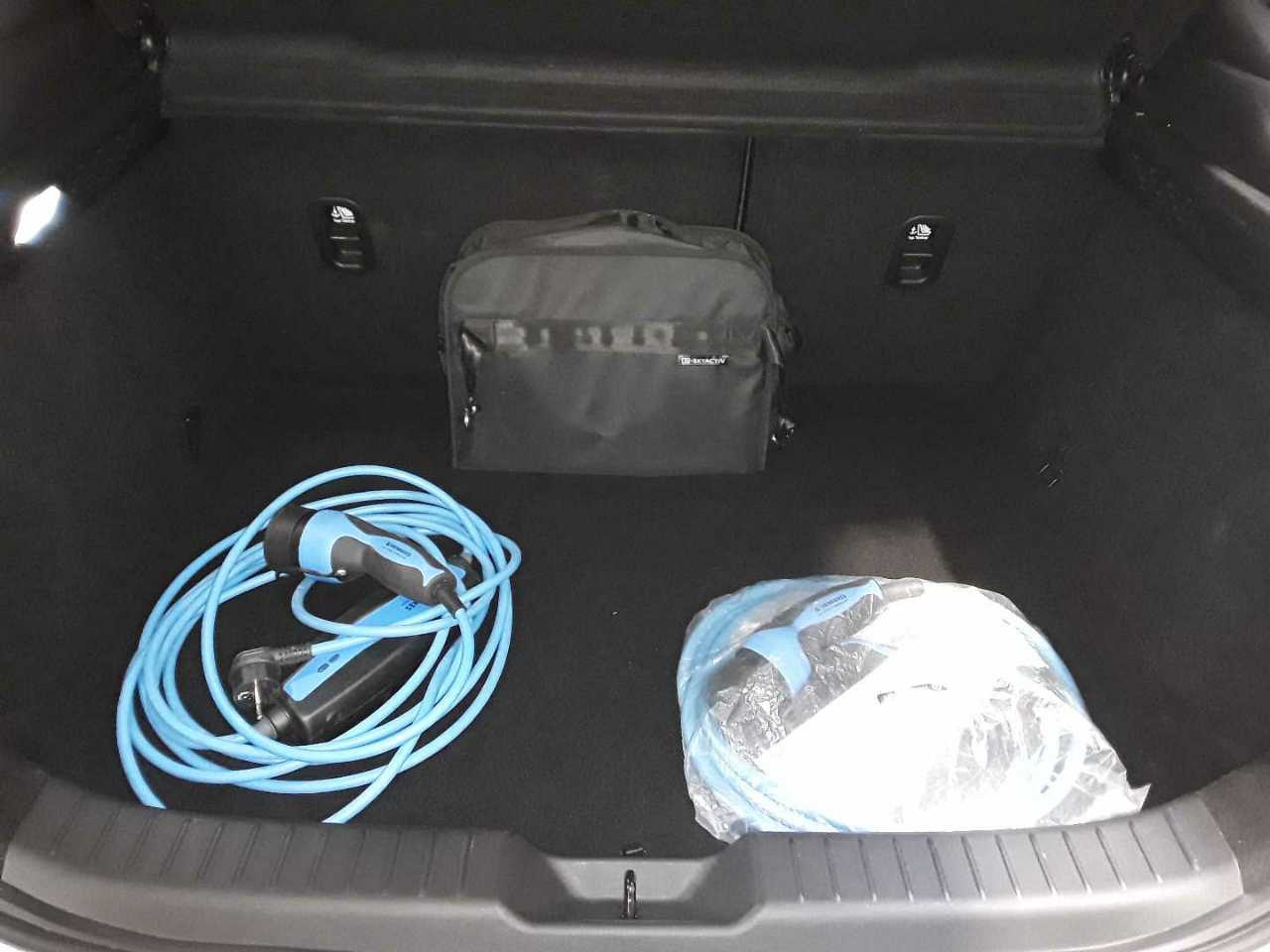 Mazda MX-30 Advanage NAVI LED HUD RFK T-Leder 10