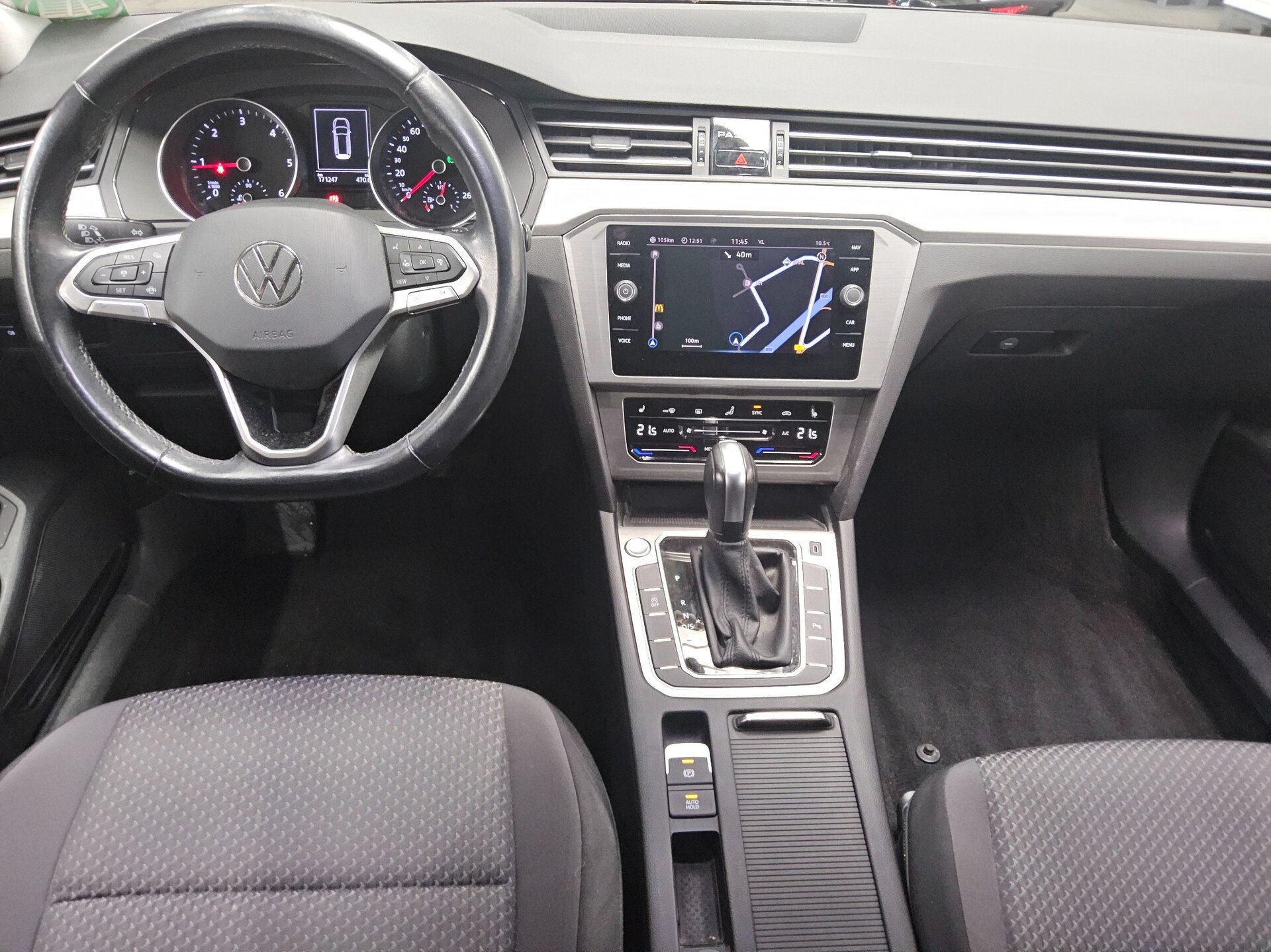 Volkswagen Passat Var. 2.0 TDI Navi LED ACC RfK PDC Shz 5