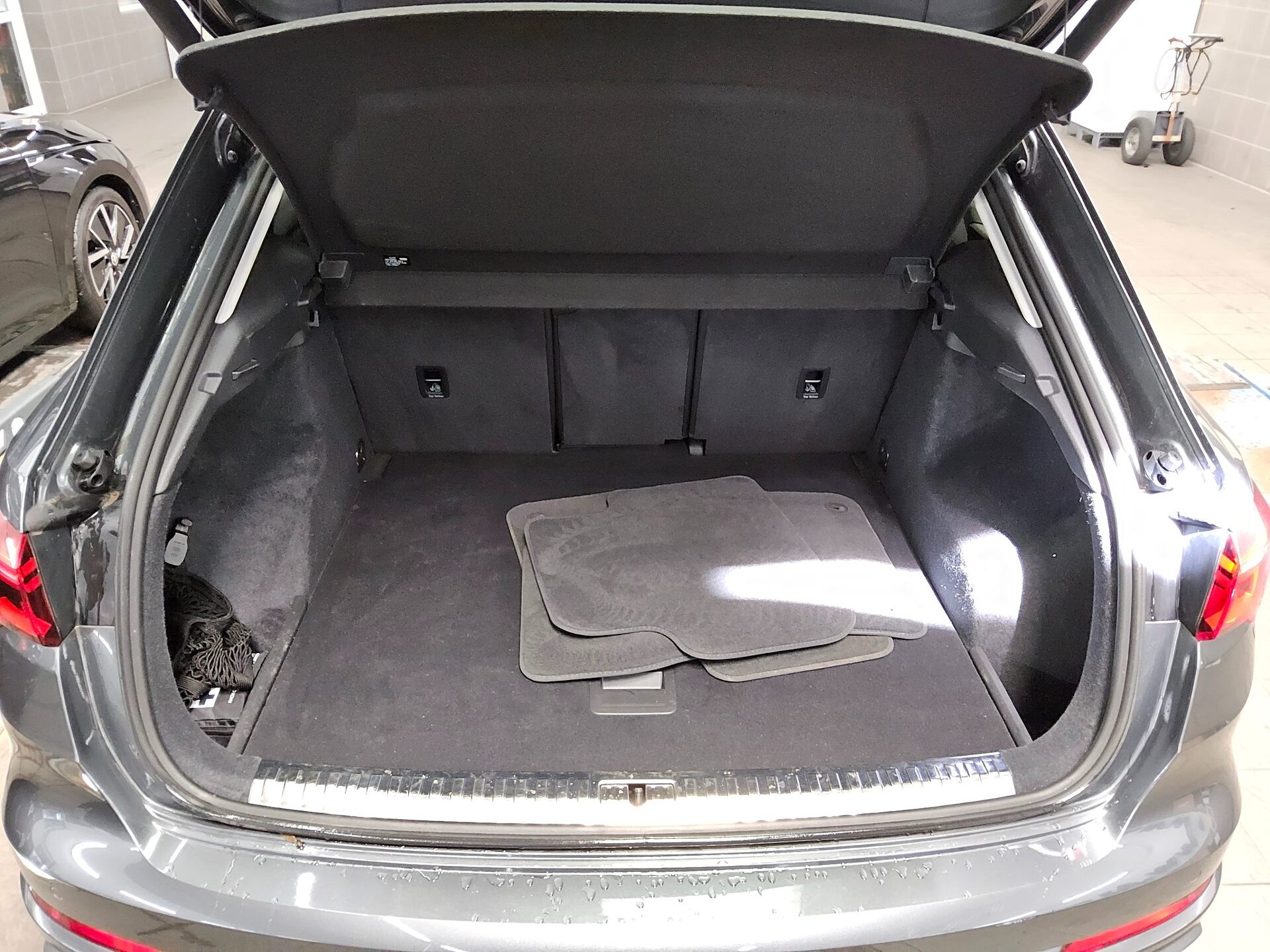 Audi Q3 35 TDI S-Line Navi LED Virtual Sonos RFK 12