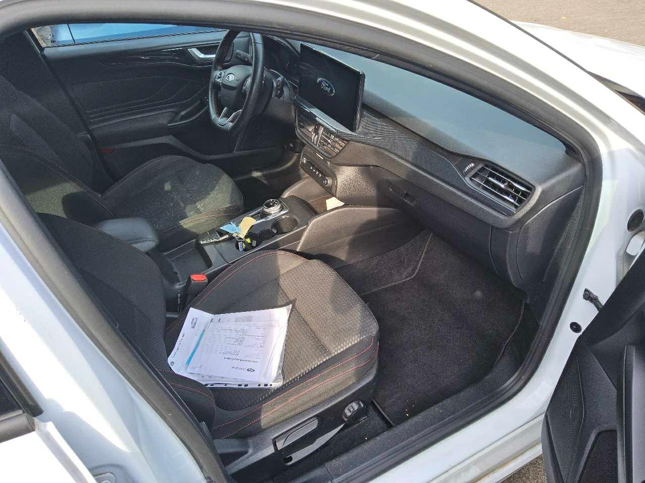 Ford Focus Turnier 1.5 EB ST-Line NAVI LED SHZ 3