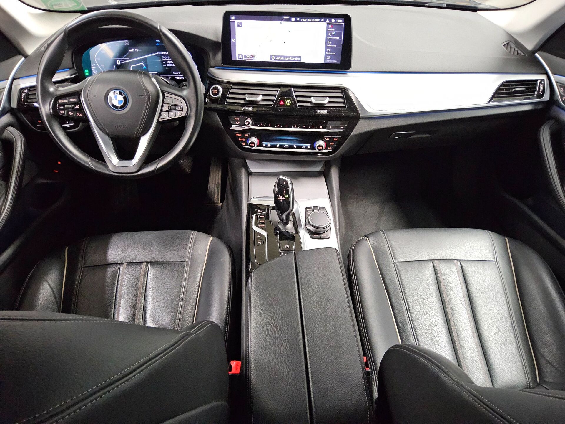 BMW 530e Leder Navi LED+ LC Prof. AHK ACC Kamera 5