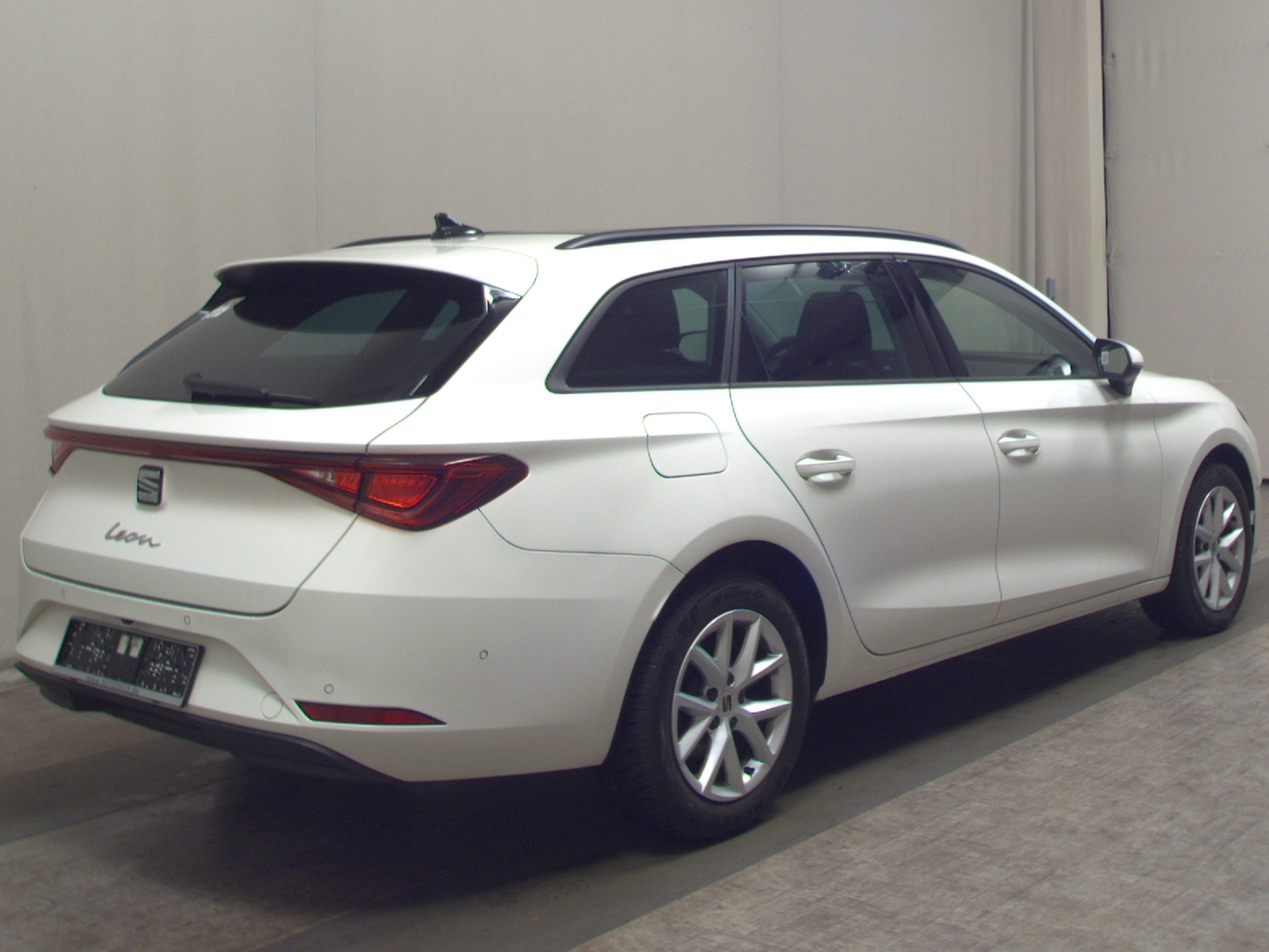 Seat Leon Sportstourer 2.0 TDI Style Navi LED vc Pano 4
