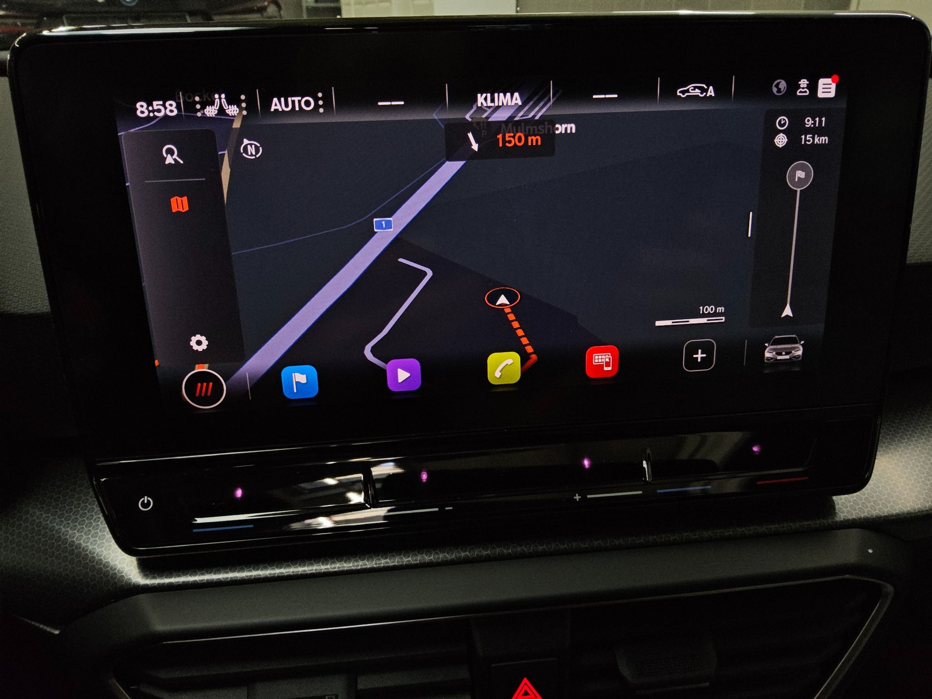 Seat Leon Sportstourer 2.0 TDI Style Navi LED vc Pano 7
