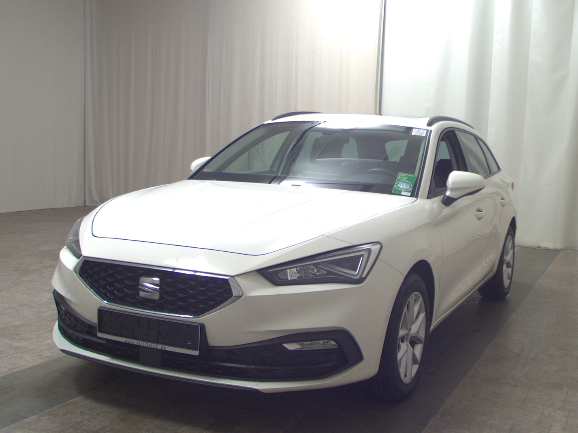 Seat Leon Sportstourer 2.0 TDI Style Navi LED vc Pano 2