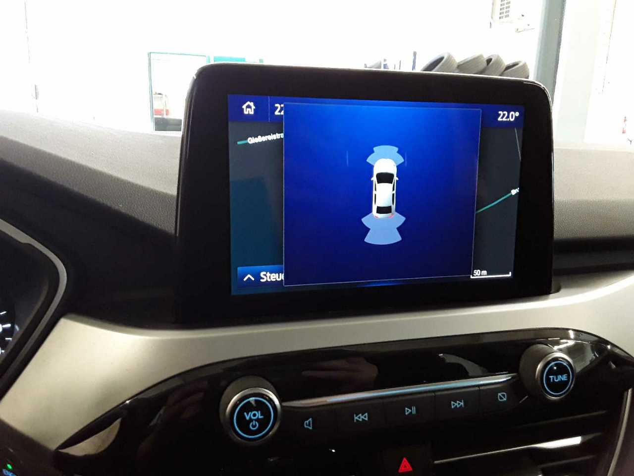 Ford Kuga 1.5 EB Cool&Connect NAVI SHZ PDC LED AHK 10