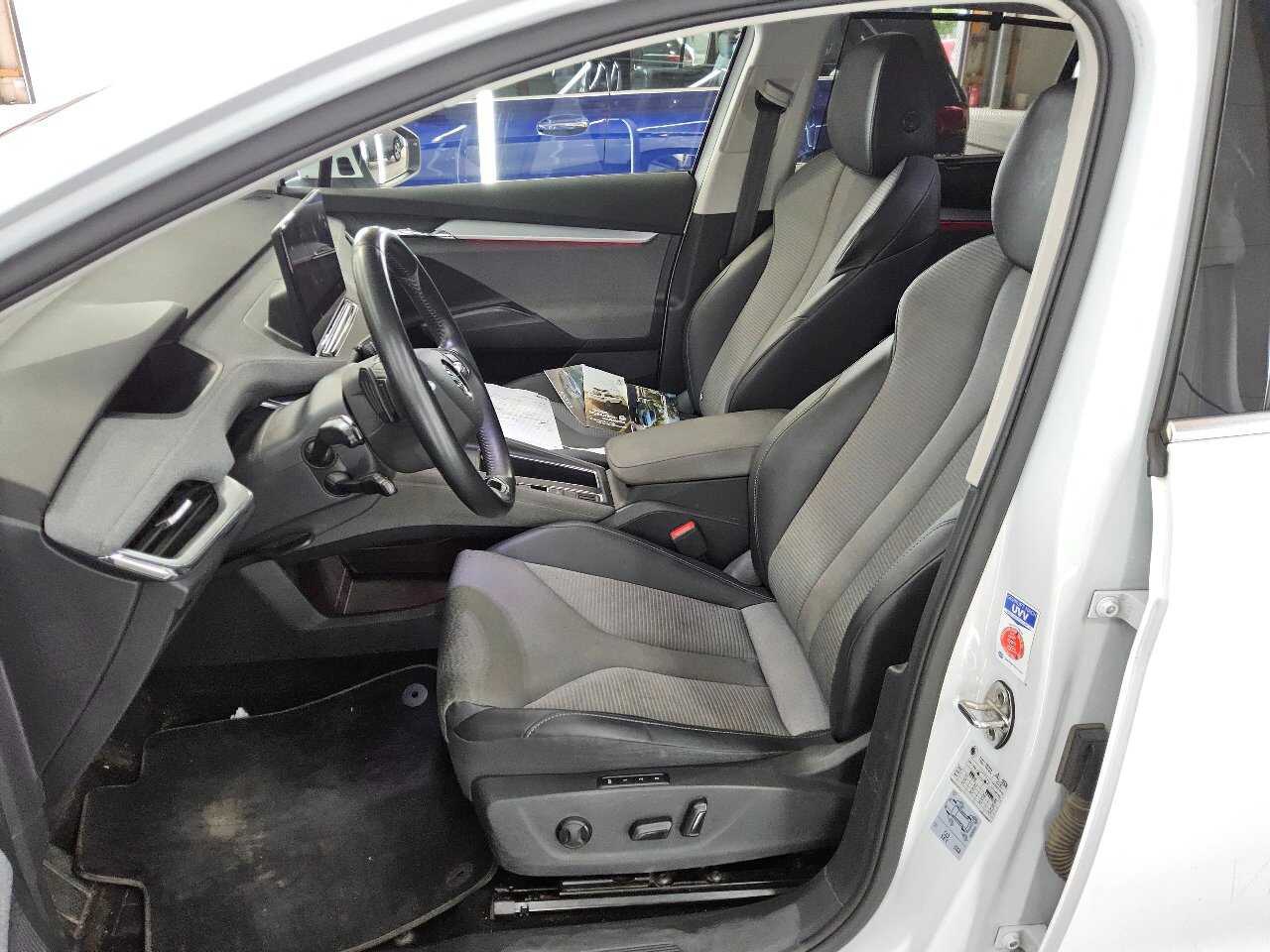 Skoda Enyaq iV 80 Loft NAVI LED PDC AHK KAMERA 8