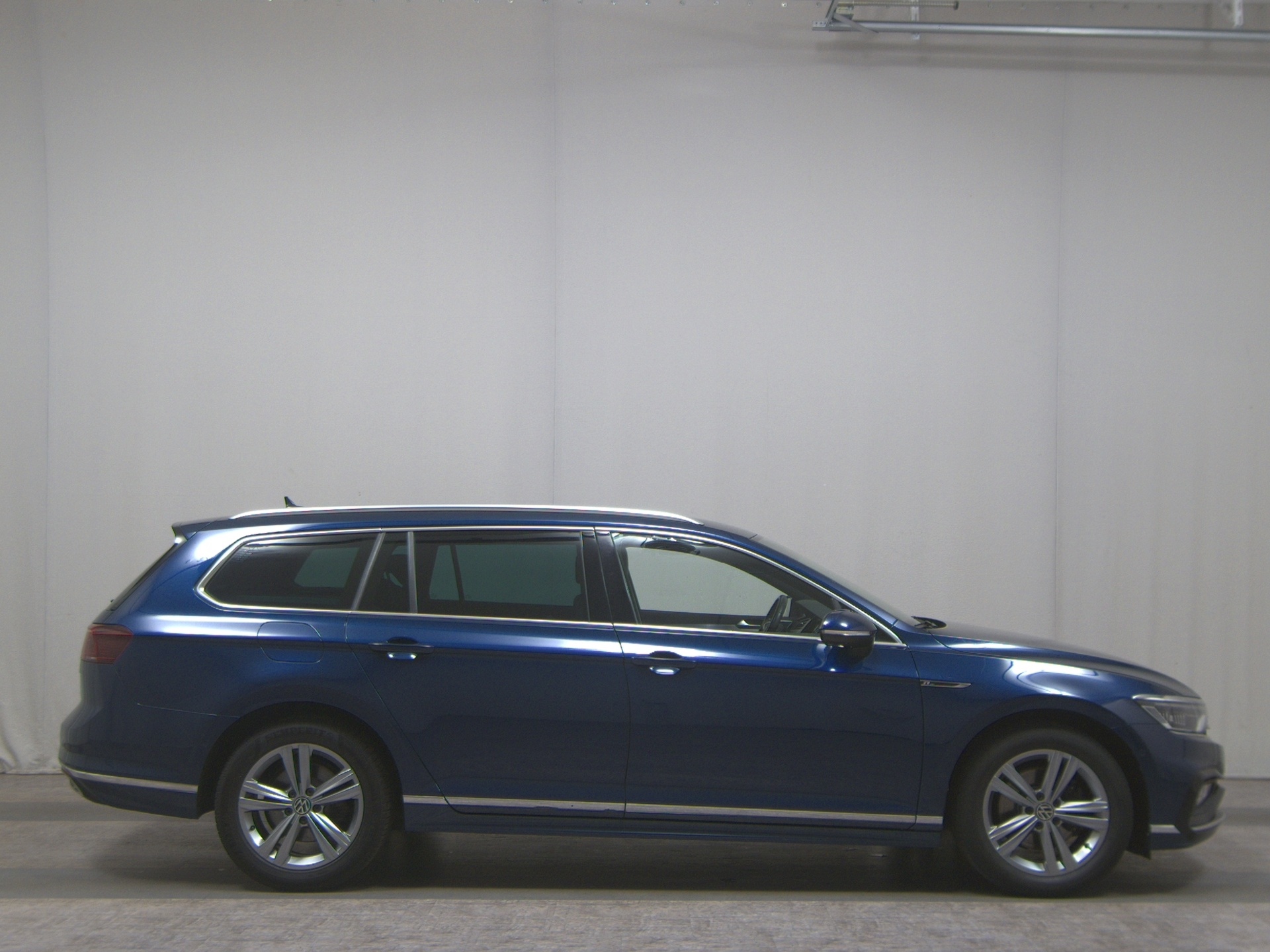 Volkswagen Passat Var. 2.0 TDI R-Line Leder Navi Matrix
