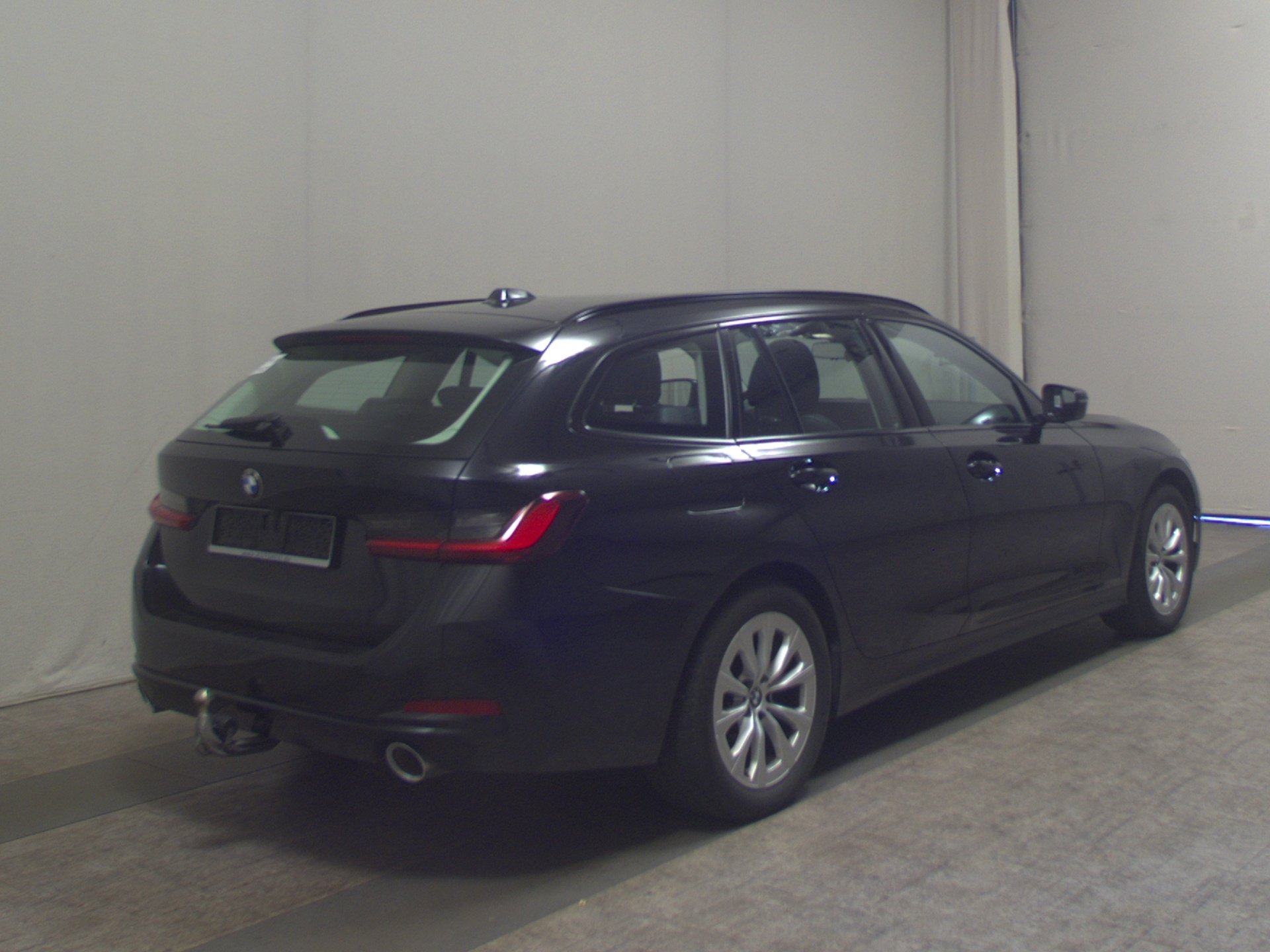 BMW 320dA Touring xDr T-Leder Navi LED Curved HuD 4