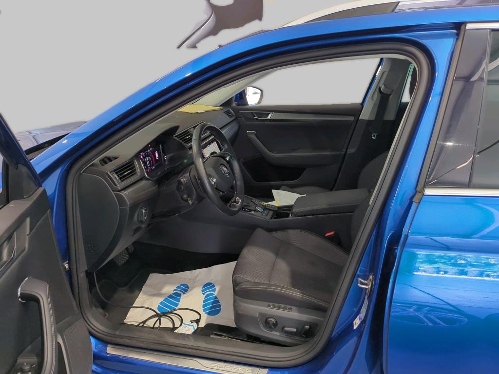 Skoda Superb Kombi 1.4 TSI iV Style NAVI LED PANO SHZ 6