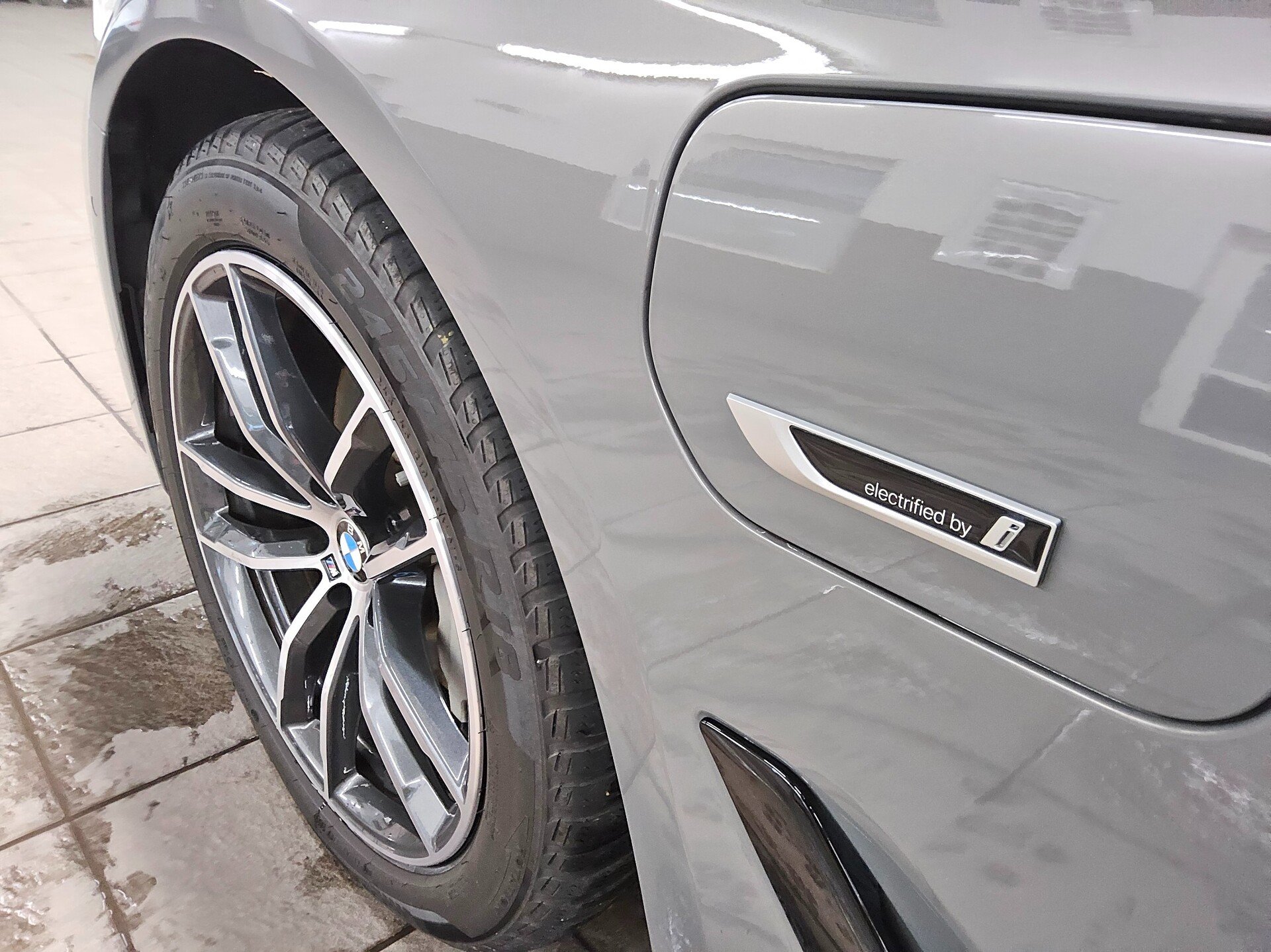 BMW 530e Touring e T-Leder Navi LED LC prof. Shadow Pano 12