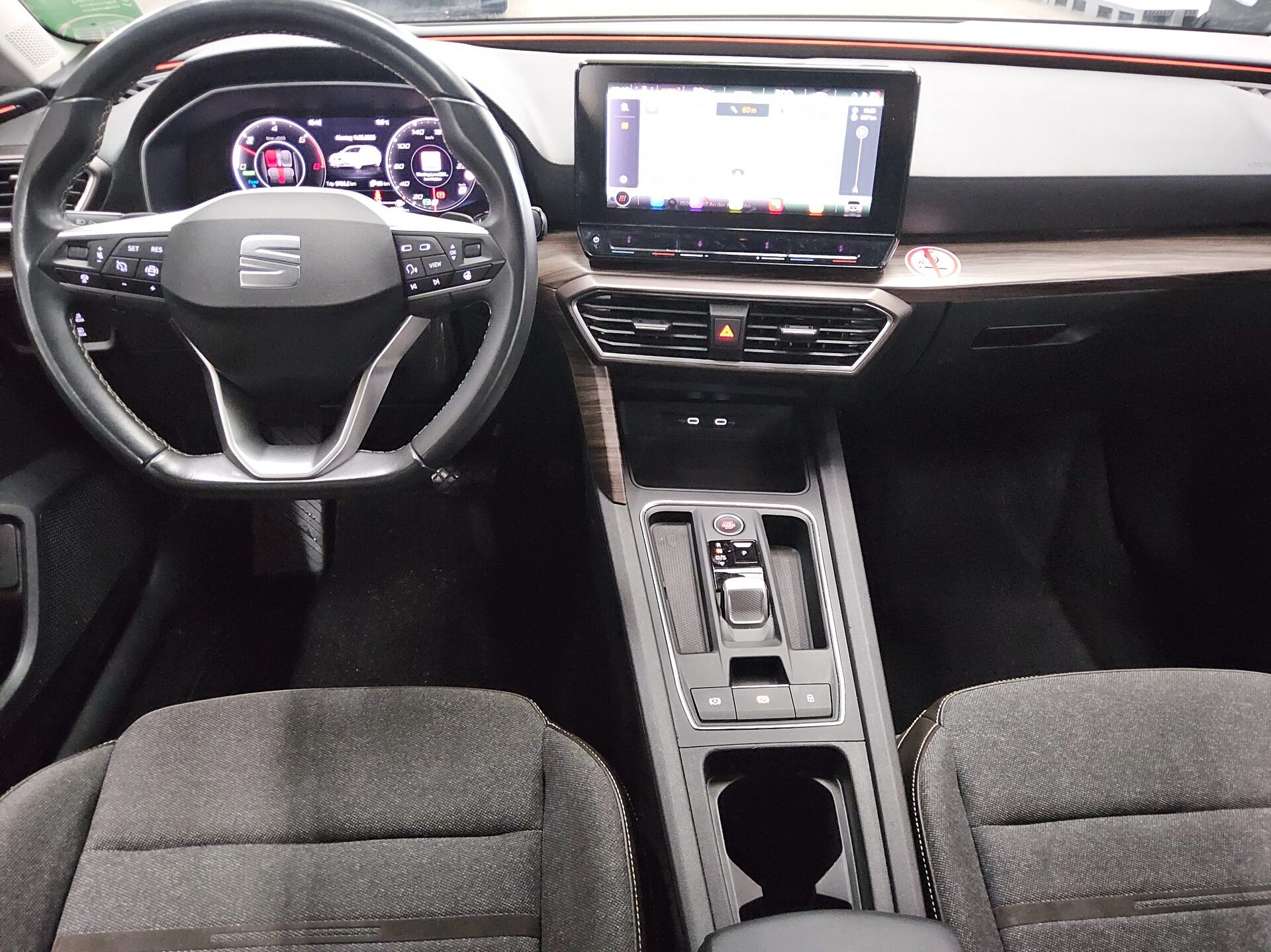 Seat Leon Sportstourer 1.4 e-HYBRID Xcellence Nav AHK 5
