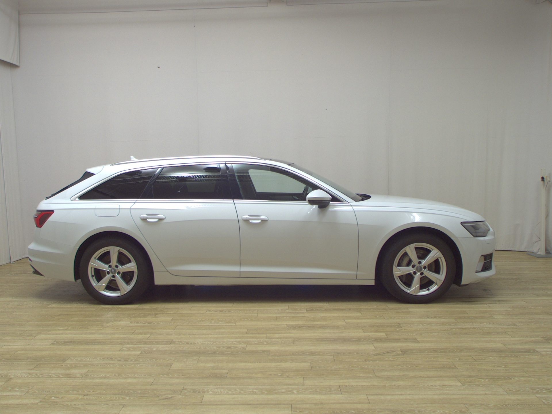 Audi A6 Avant 45 TDI Qu. sport Navi LED vc Pano Sound