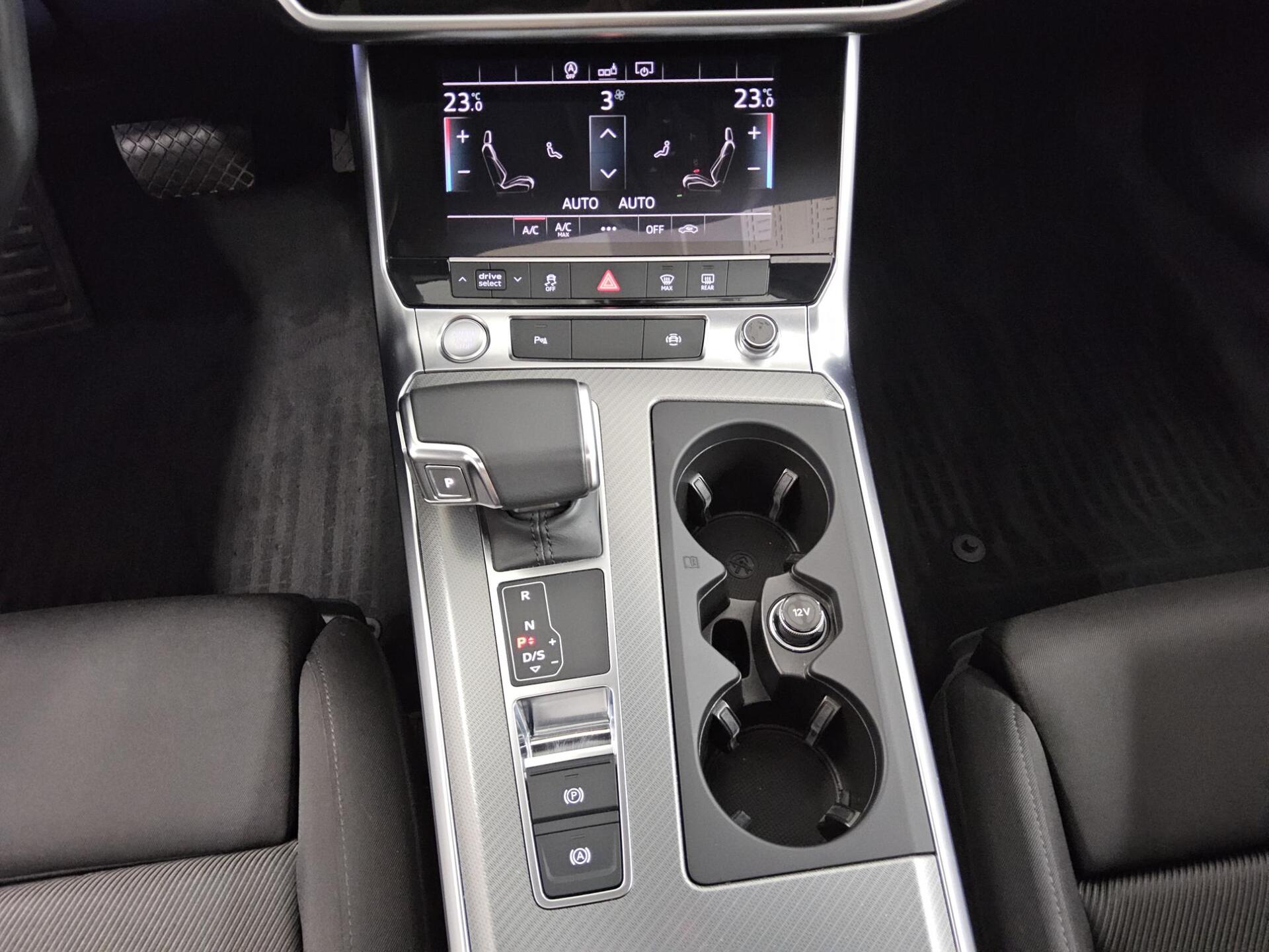 Audi A6 Avant 45 TDI Qu. sport Navi LED vc Pano Sound 6