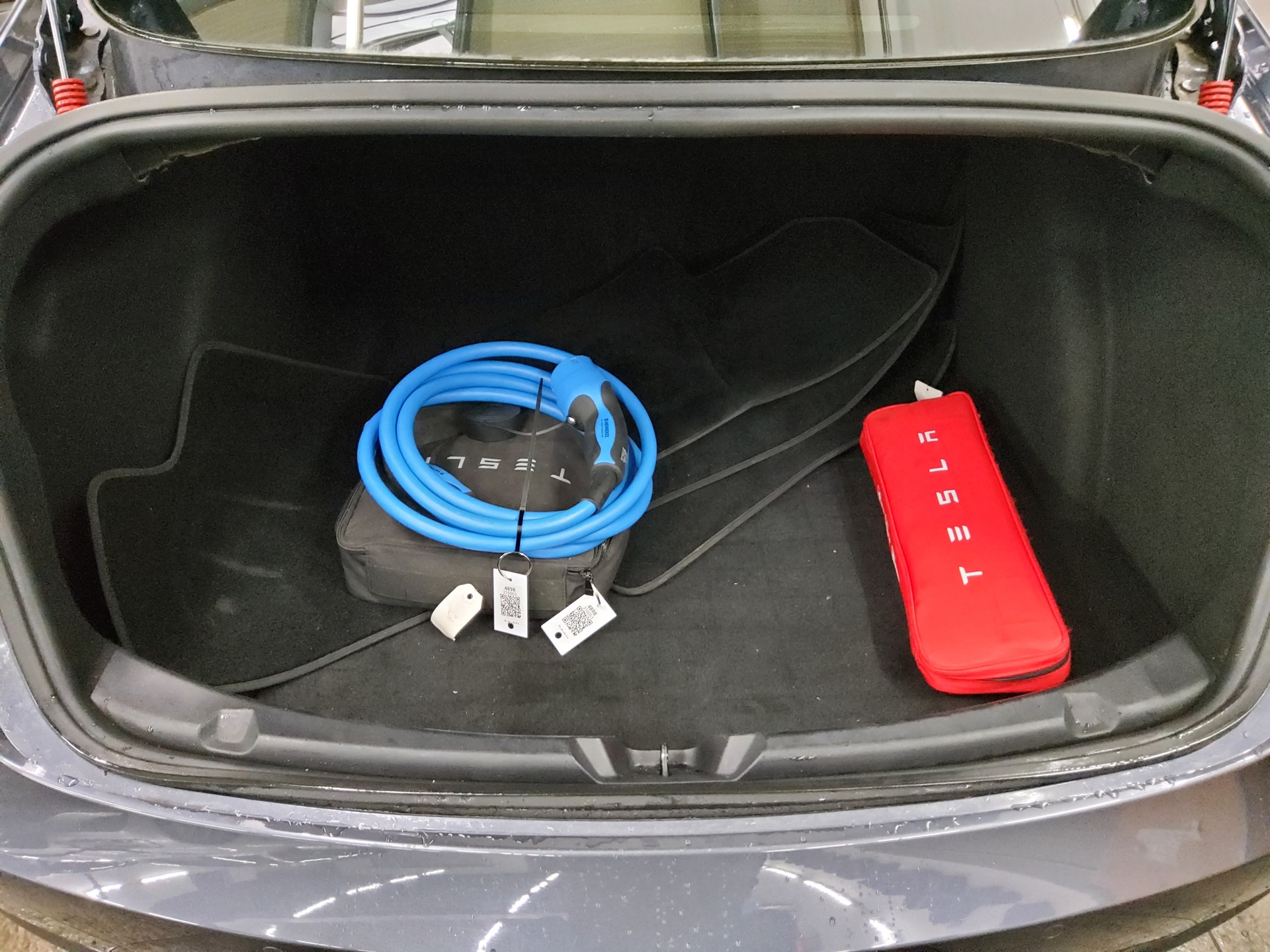 Tesla Model 3 Leder Navi LED Kamera 11