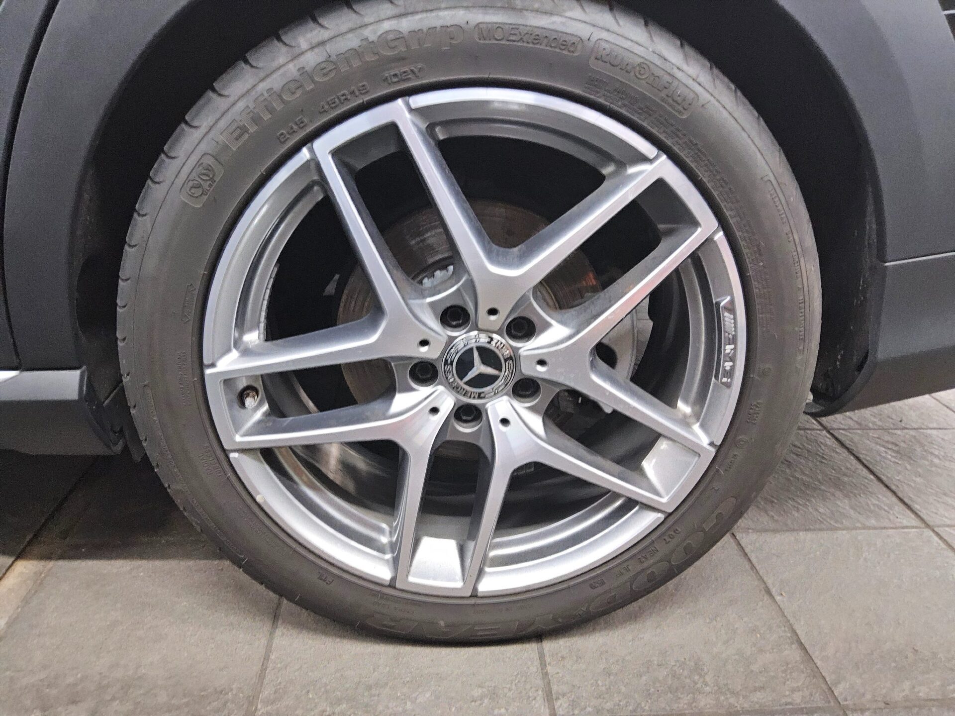 Mercedes-Benz E 220 T d 4M All-Terrain Navi MB-LED AHK Air Sthzg Dist+ 10