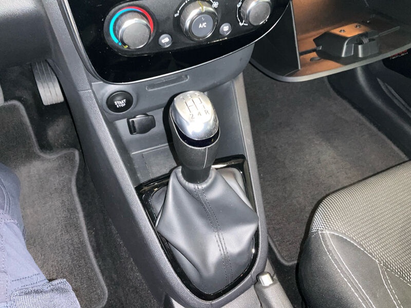 Renault Clio 0.9 TCe RADIO TEMPO 9