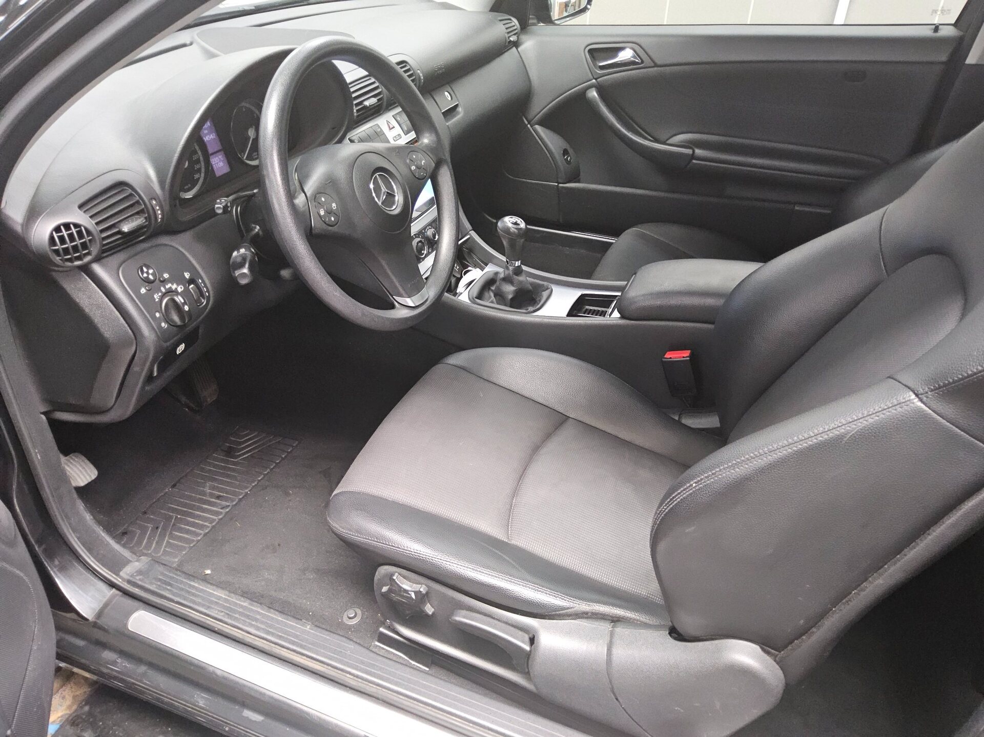 Mercedes-Benz CLC 180 T-Leder Navi BT Klima Tempomat 8