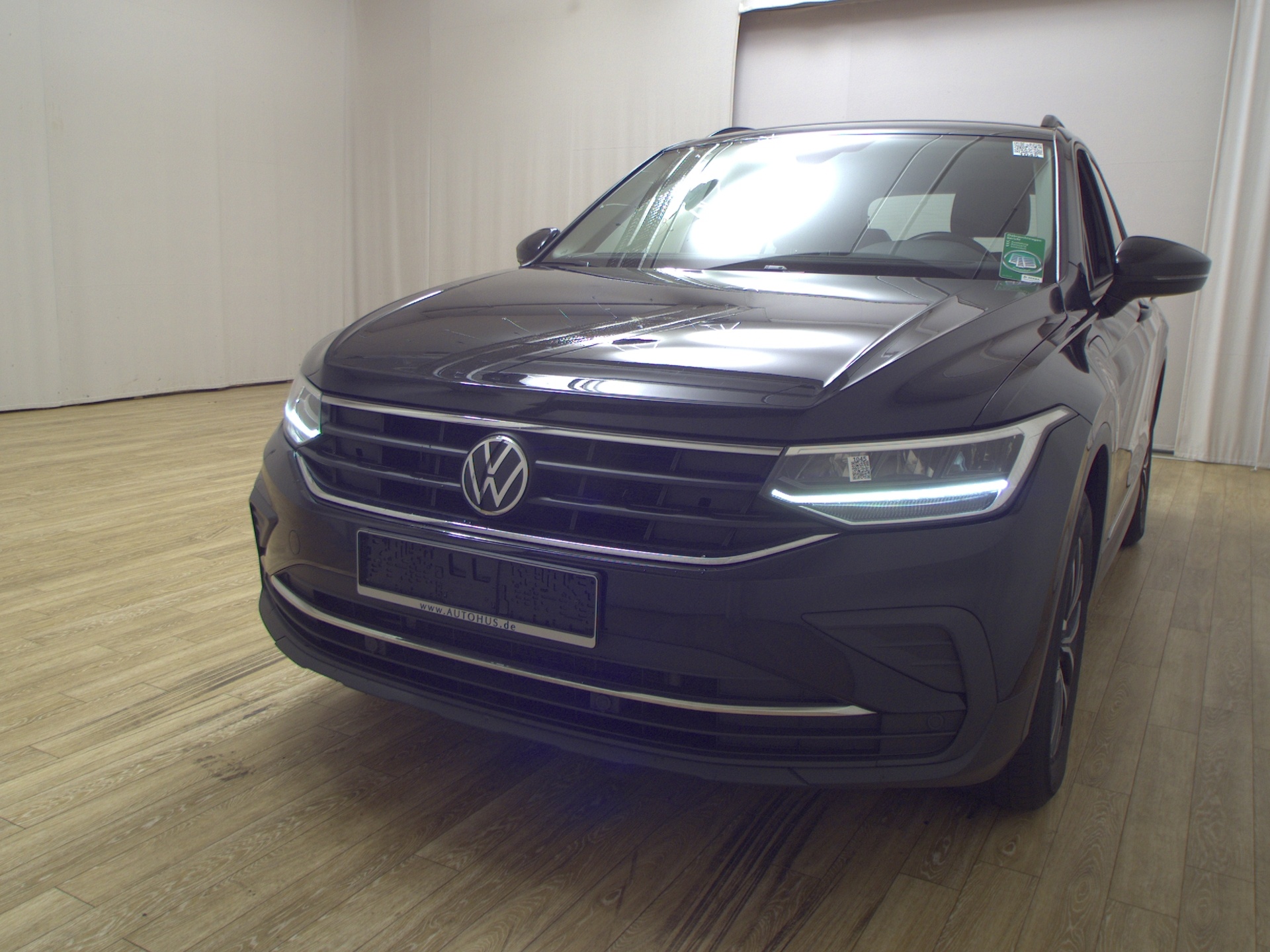 Volkswagen Tiguan 1.4 TSI eHybrid Life Leder Navi LED DC 2