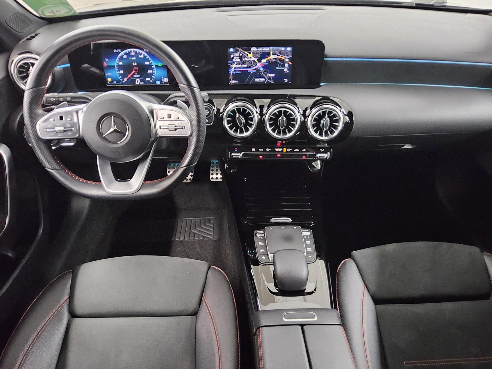 Mercedes-Benz A 220 d AMG-Line Night Navi LED Sound Ambiente 5