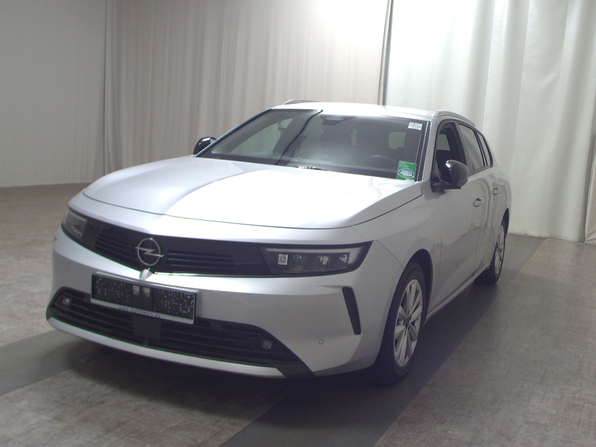 Opel Astra ST 1.5 D Elegance Navi LED DC RfK 180° 2