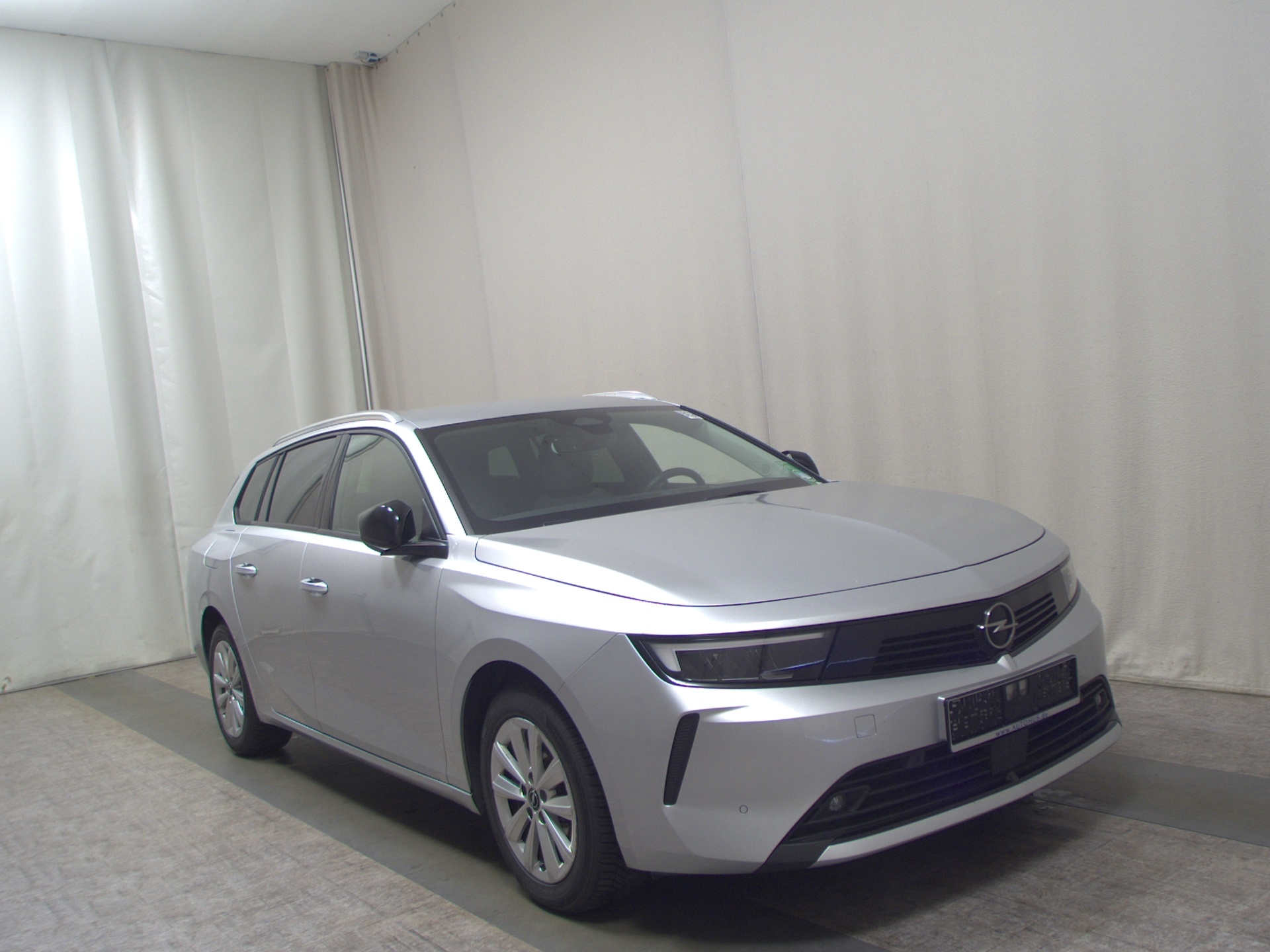 Opel Astra ST 1.5 D Elegance Navi LED DC RfK 180° 3