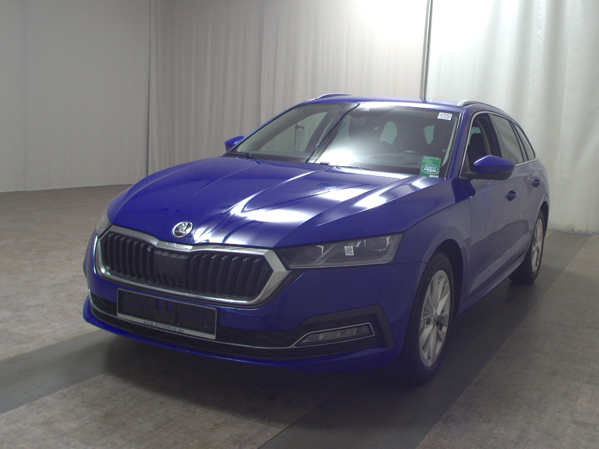 Skoda Octavia Kombi 2.0 TDI Style Navi LED vc HuD Shz 2