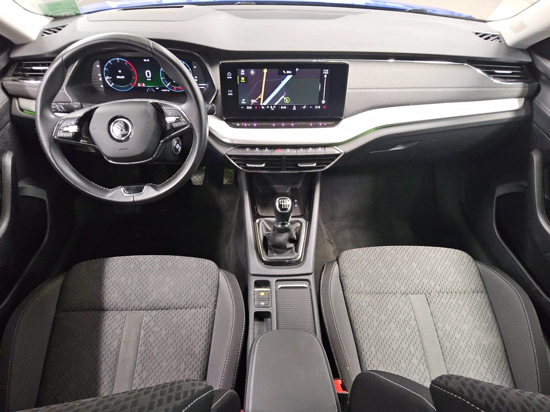 Skoda Octavia Kombi 2.0 TDI Style Navi LED vc HuD Shz 5