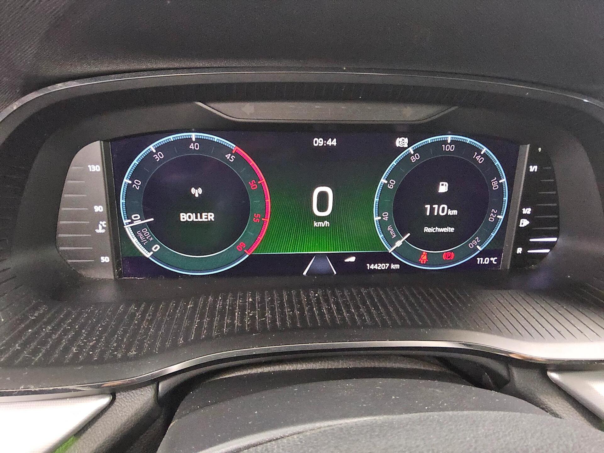 Skoda Octavia Kombi 2.0 TDI Style Navi LED vc HuD Shz 8