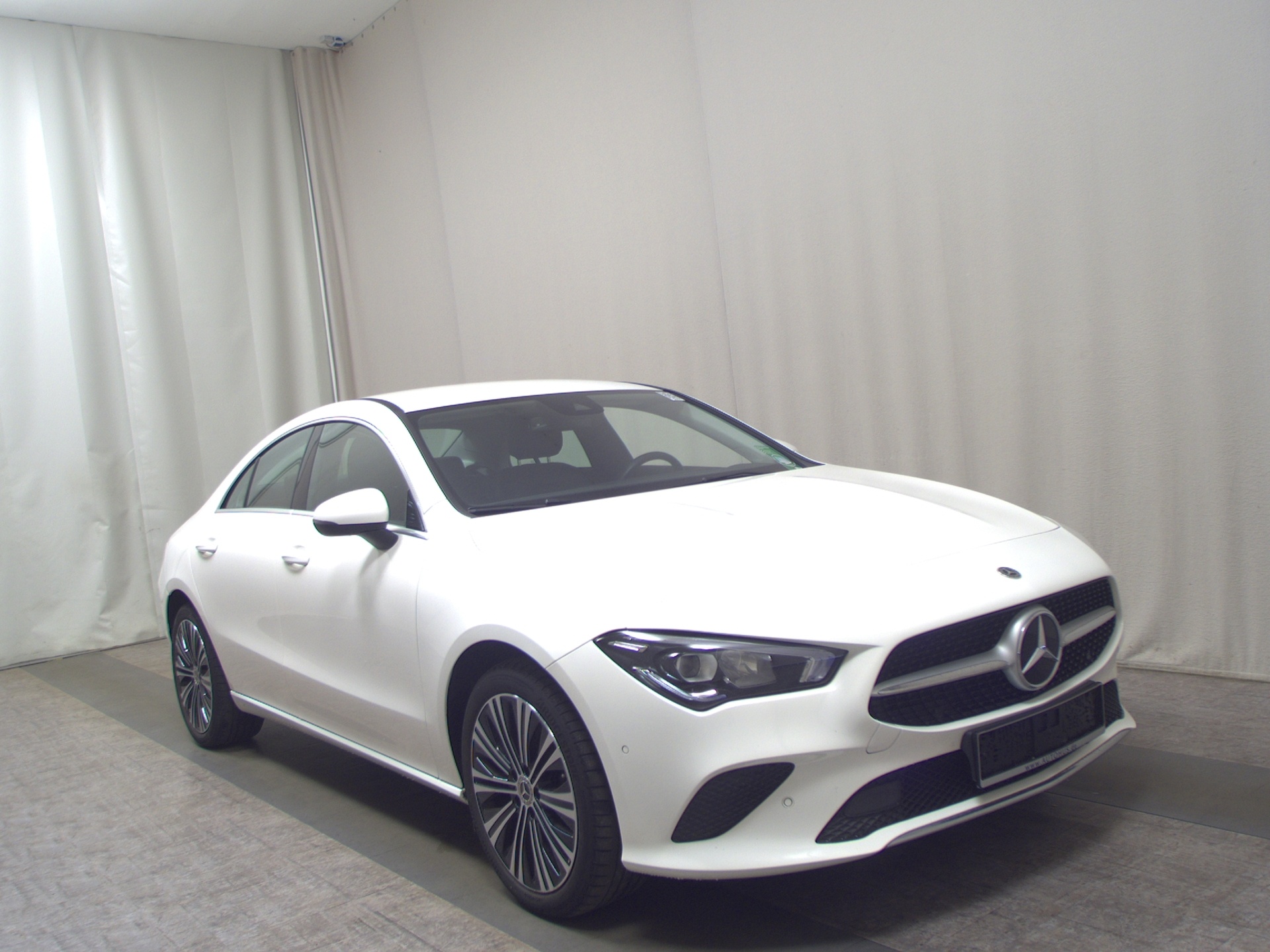 Mercedes-Benz CLA 200 Progressive T-Leder Navi LED SHZ 3
