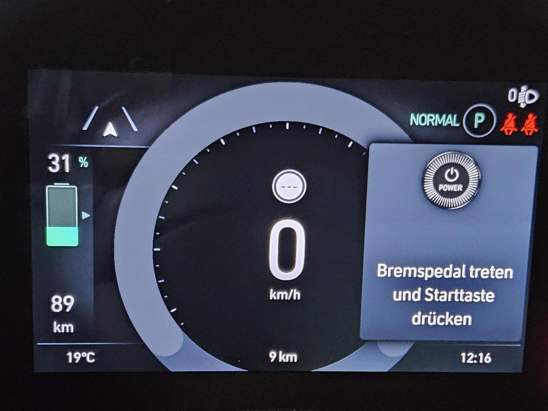 Fiat 500e CarPlay RFK SHZ DAB 4-Sitzer 5