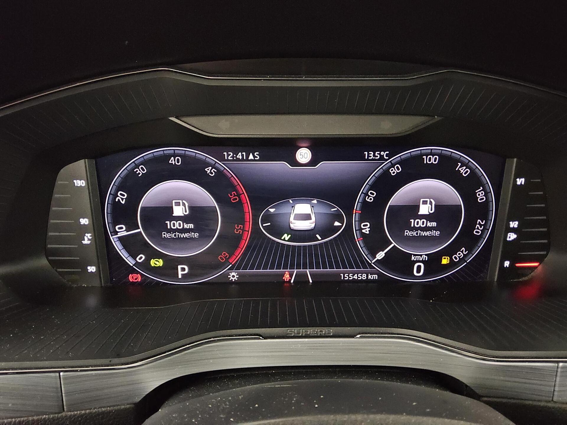 Skoda Superb Kombi 2.0 TDI Ambition Navi LED Virtual 8