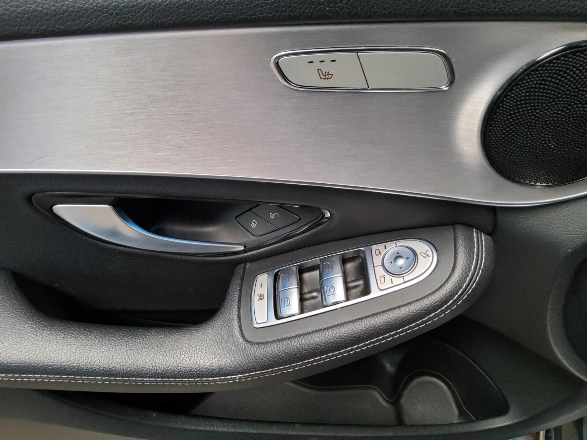 Mercedes-Benz C 200 T d Avantgarde Navi MB-LED Pano AHK RFK 9