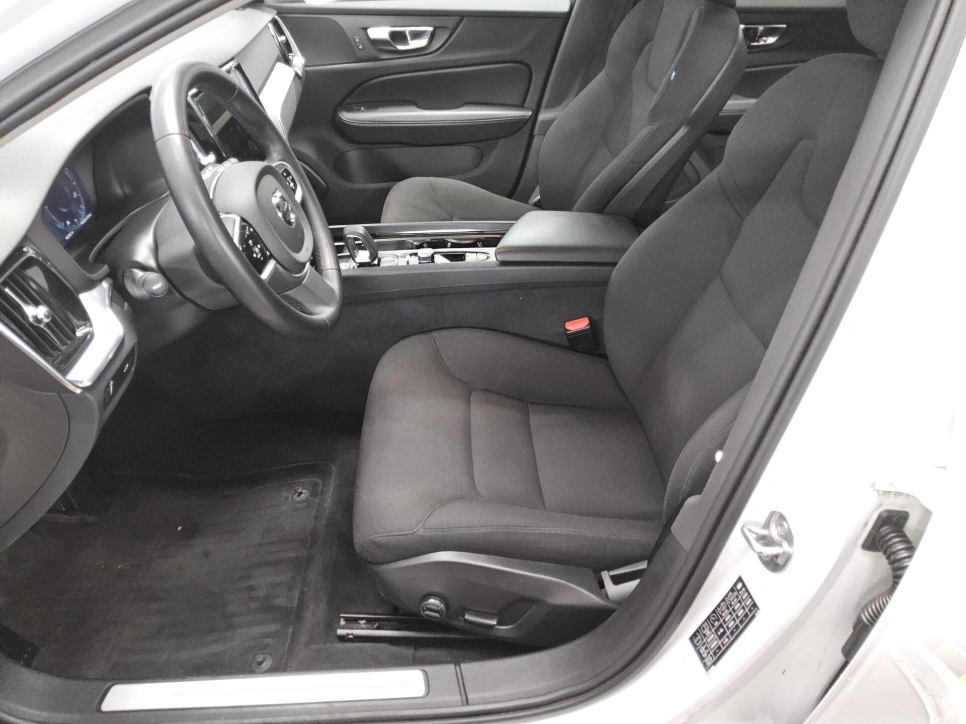 Volvo V60 Cross Country B4 D AWD Navi LED AHK RFK ACC 9