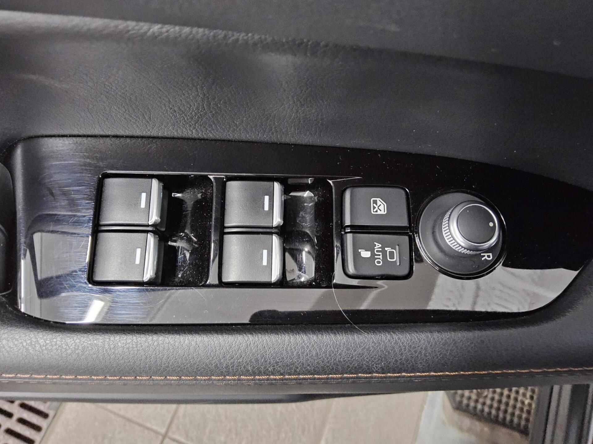 Mazda CX-5 2.2 SKYACTIV-D Sports-Line Navi LED AHK 9