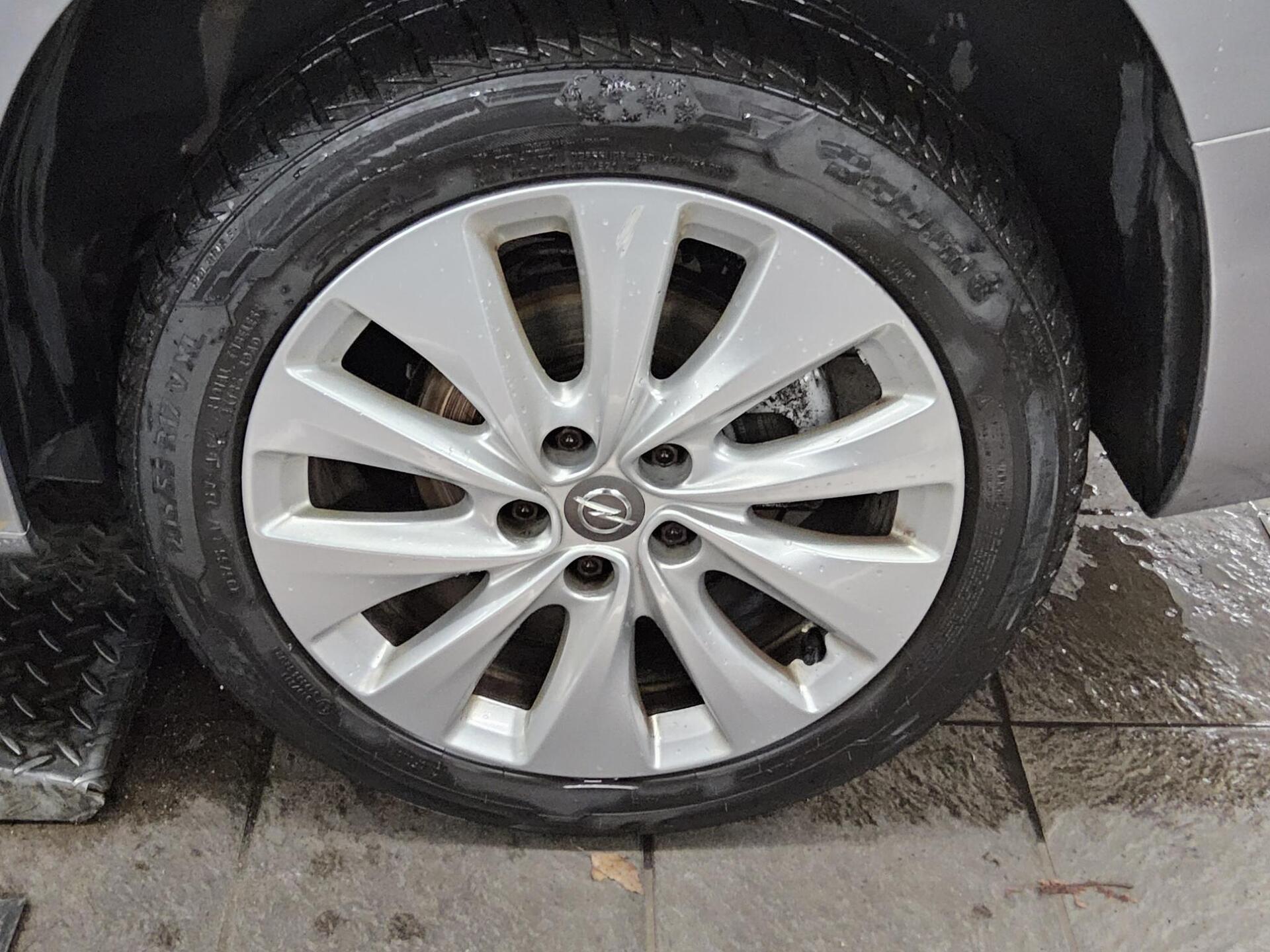 Opel Combo Life 1.5 D Innovation Navi Shz HuD Pano 10