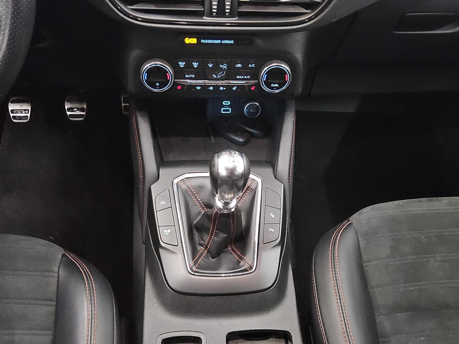 Ford Kuga 2.0 EB ST-Line Navi LED Shz AHK RfK 6