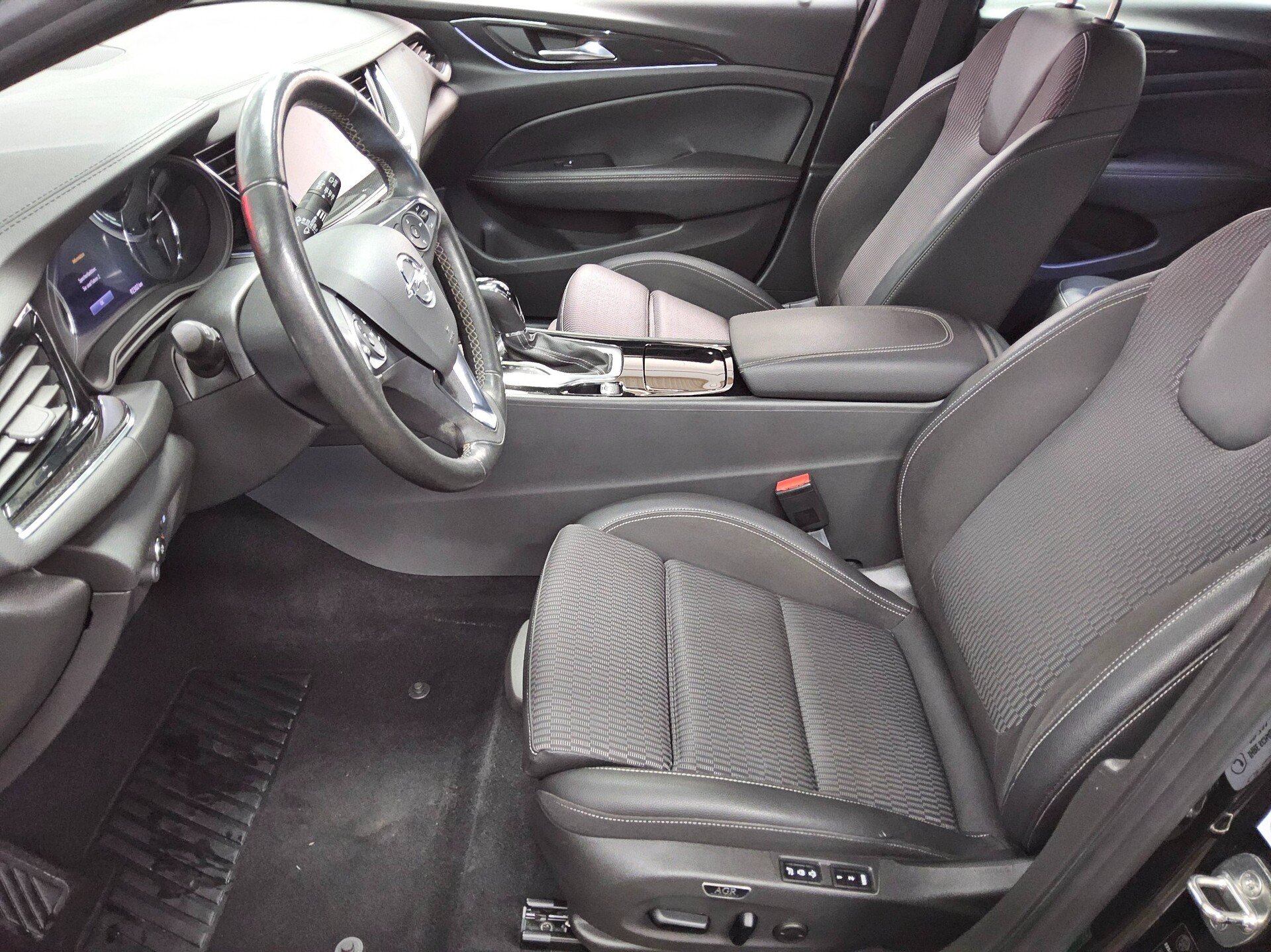 Opel Insignia ST 2.0 D Elegance T-Leder Navi LED RFK 8