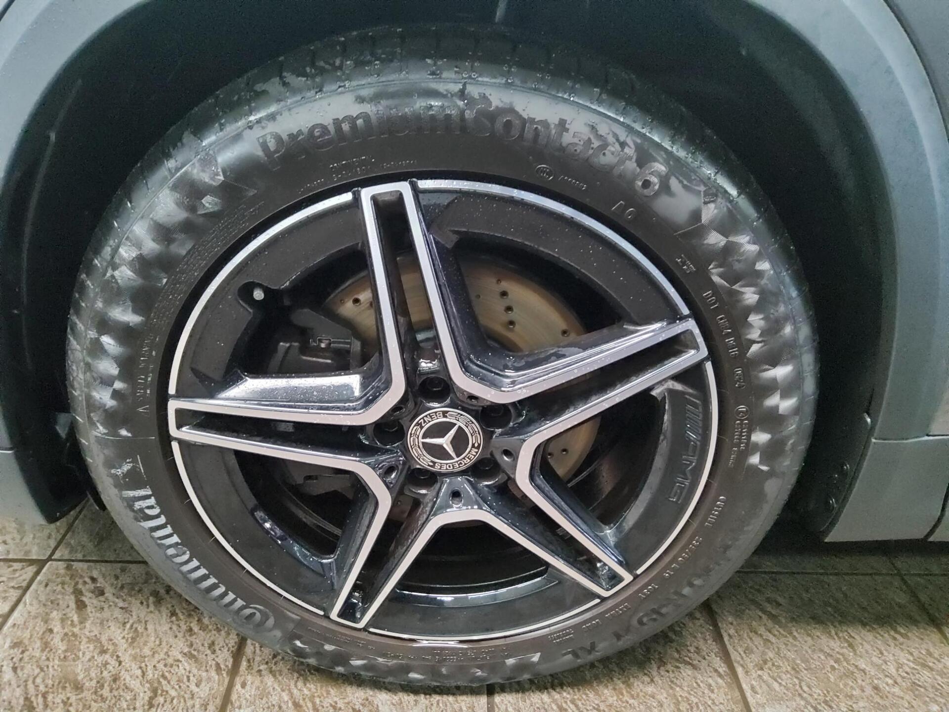 Mercedes-Benz GLA 220 d AMG-Line Navi LED MBUX AHK RFK 11