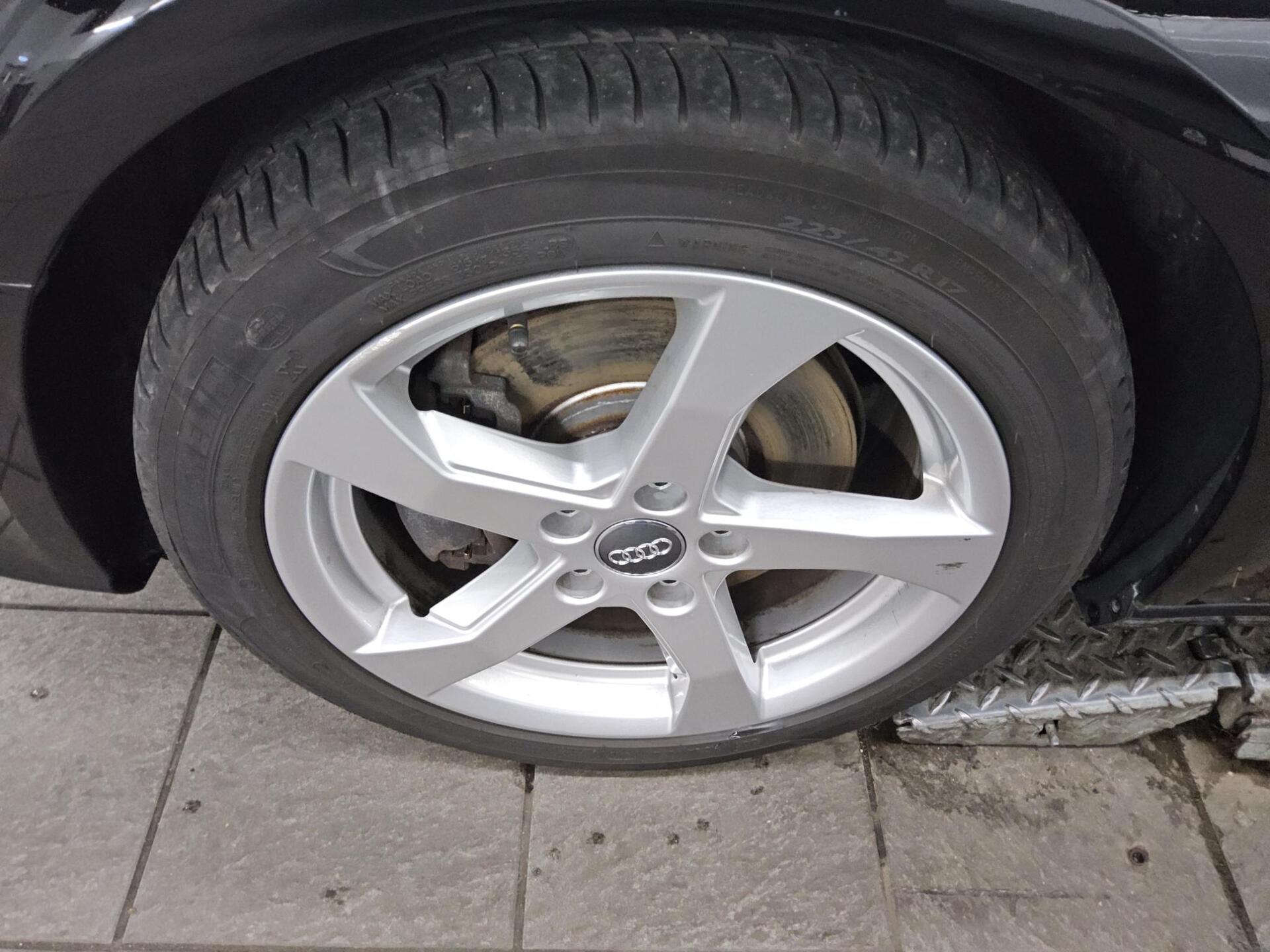 Audi A3 Sportback 40 TFSI Qu. sport Navi Xenon VC 11